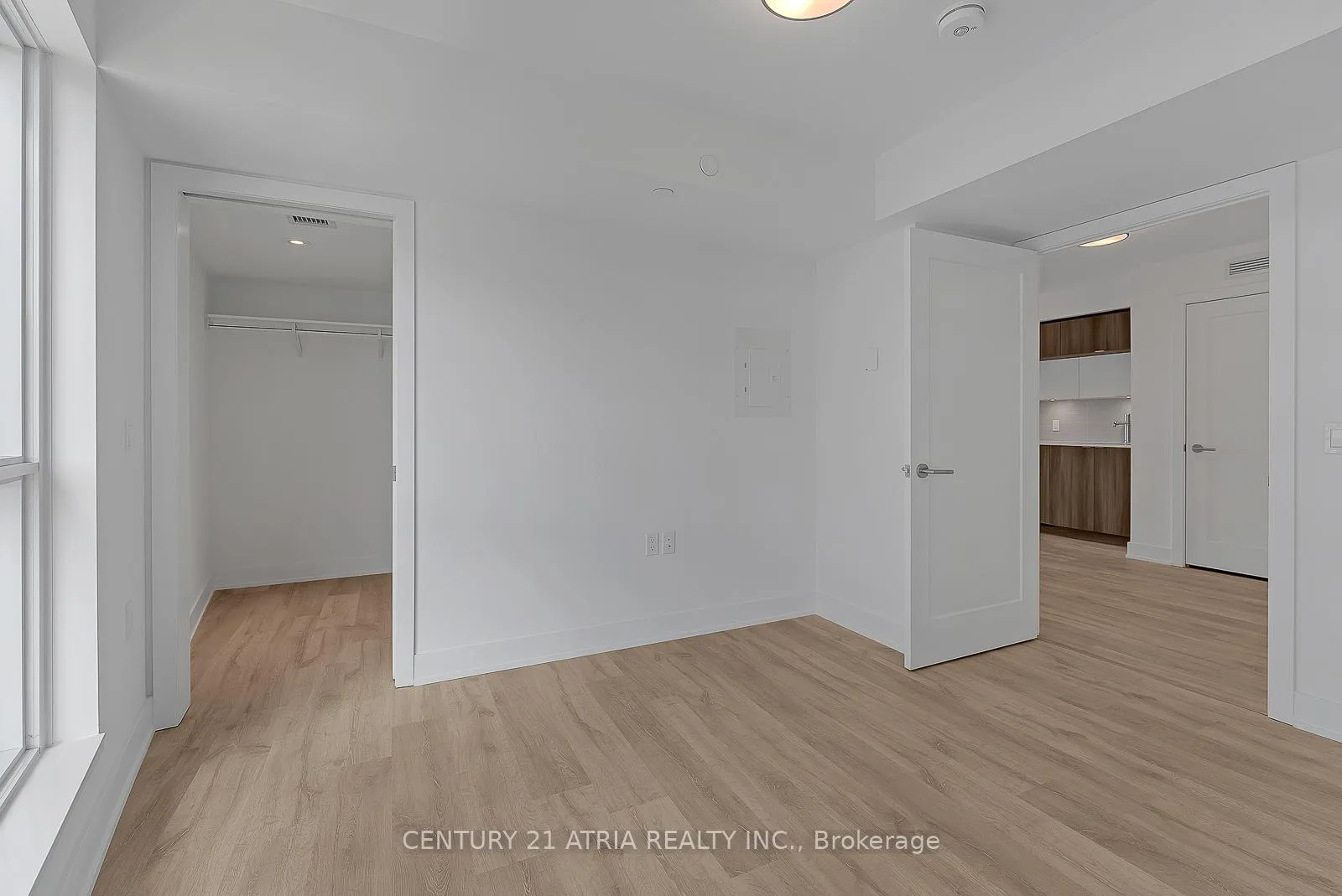 Photo 8 of Unit 1923, 585 Bloorr Street E, Toronto, North St. James Town — HOMEH