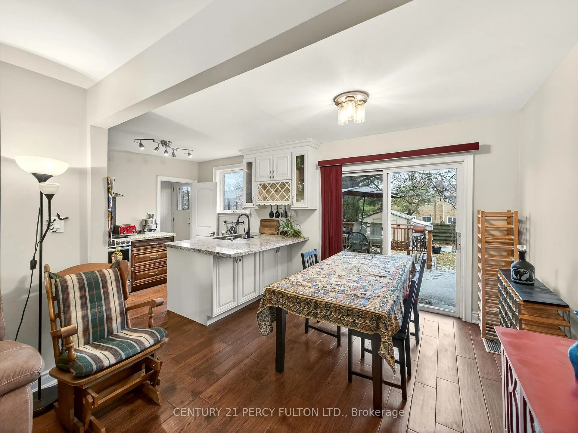 Photo 10 of 840 Bem Avenue, Pickering, Bay Ridges — HOMEH