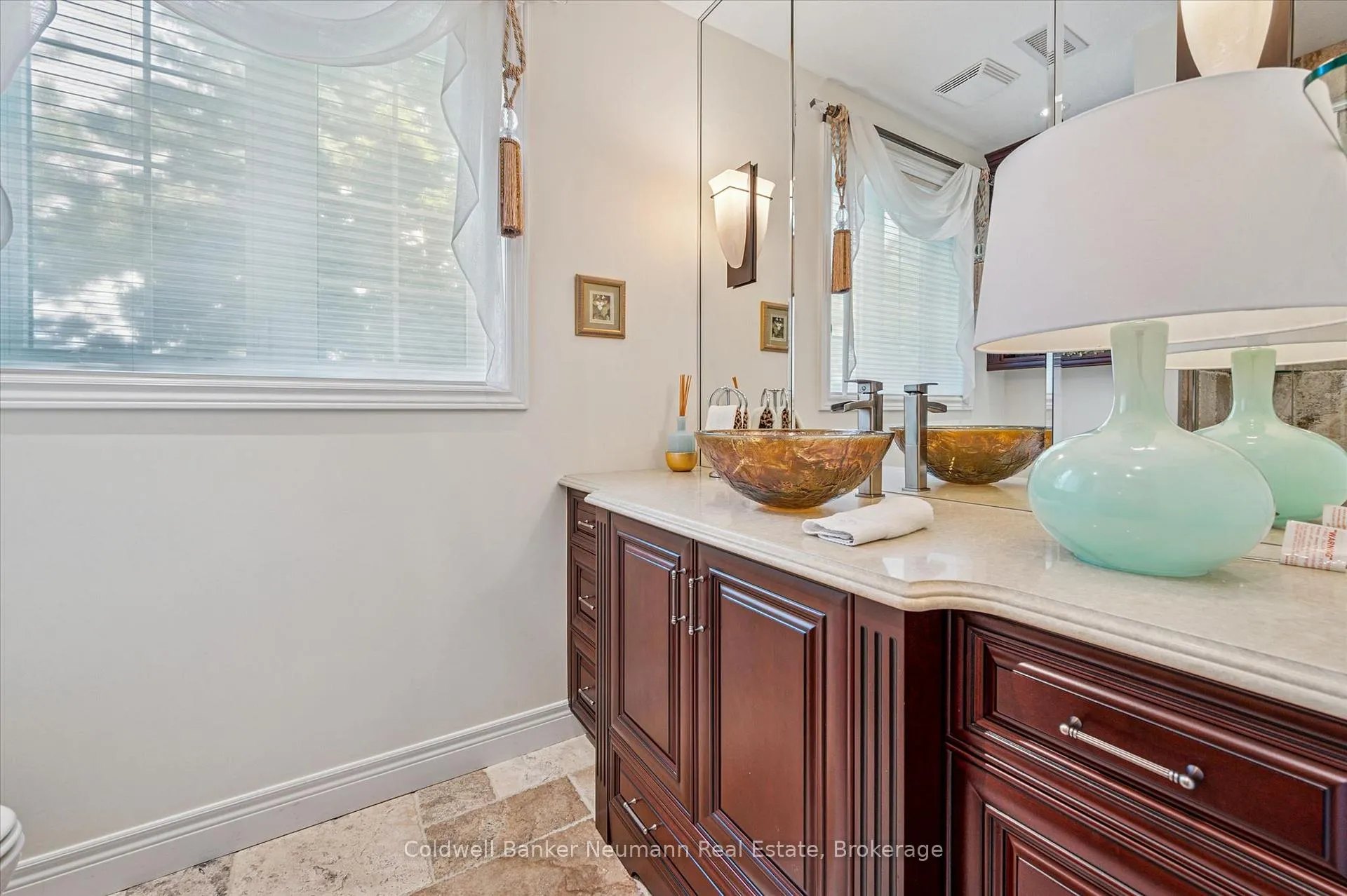 Photo 10 of Unit 20, 255 Summerfield Drive, Guelph, Pineridge/Westminster Woods — HOMEH