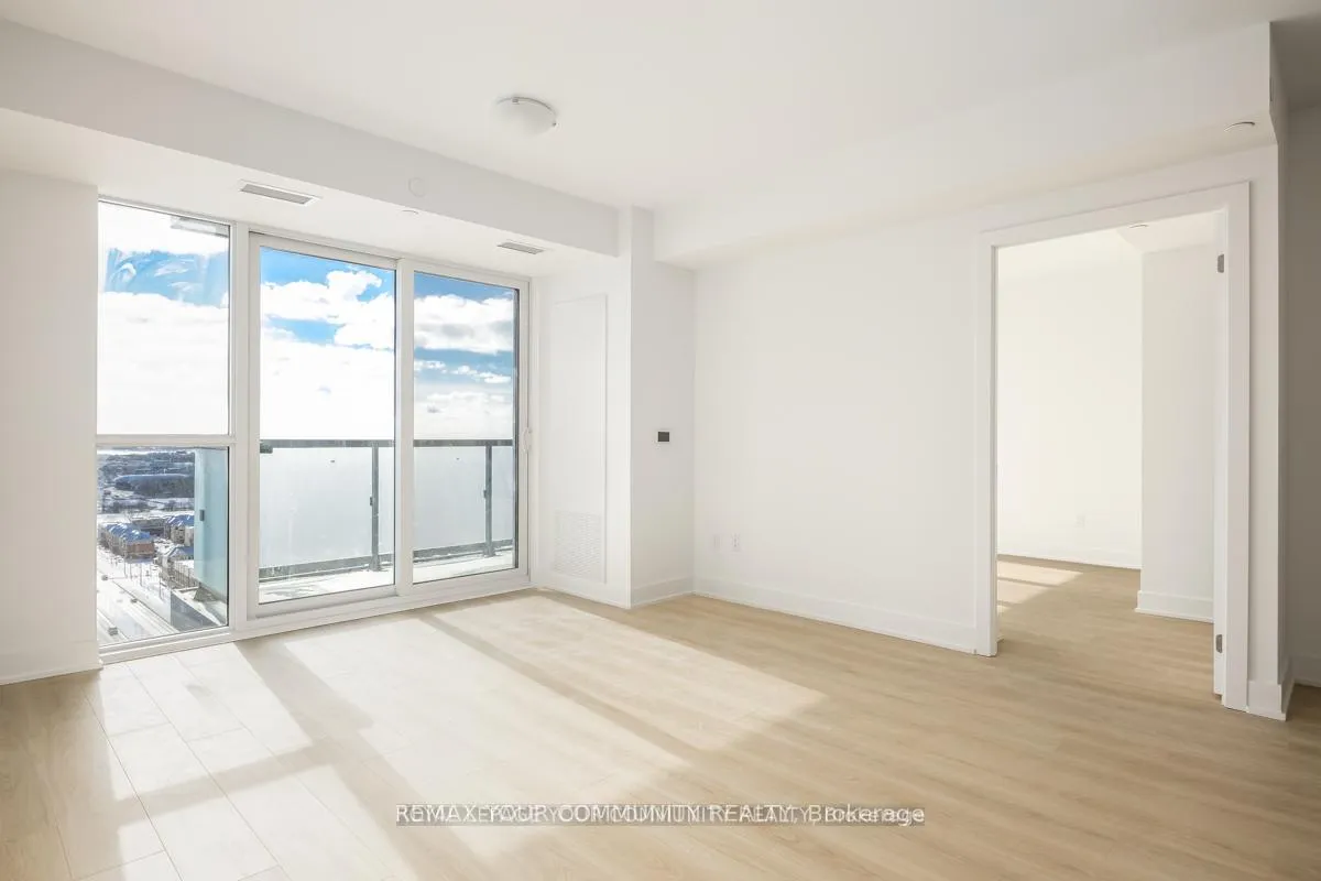 Photo 6 of Unit S2106, 2545 Simcoe Street N, Oshawa, Windfields — HOMEH