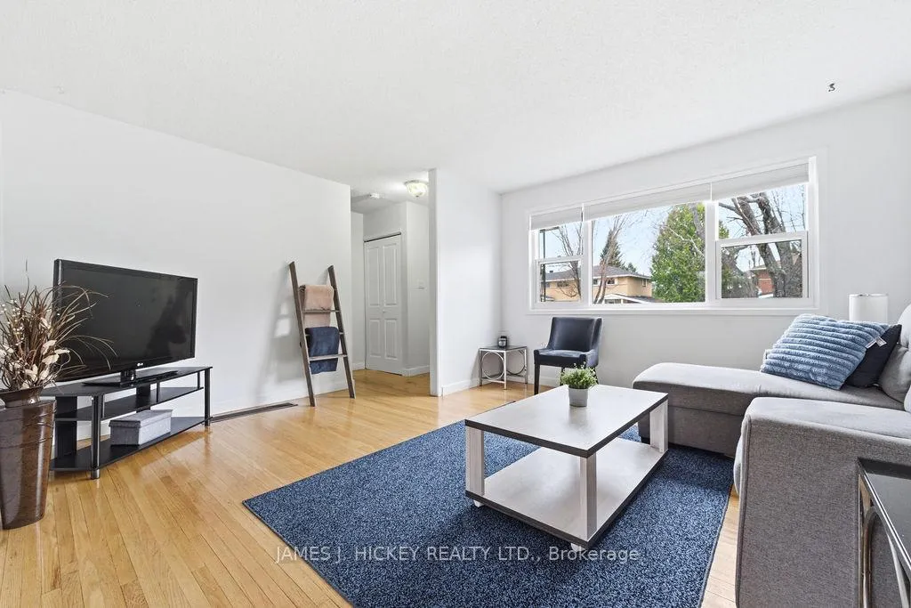 Photo 4 of 51 Frontenac Crescent, Deep River — HOMEH