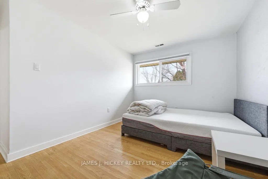 Photo 23 of 51 Frontenac Crescent, Deep River — HOMEH