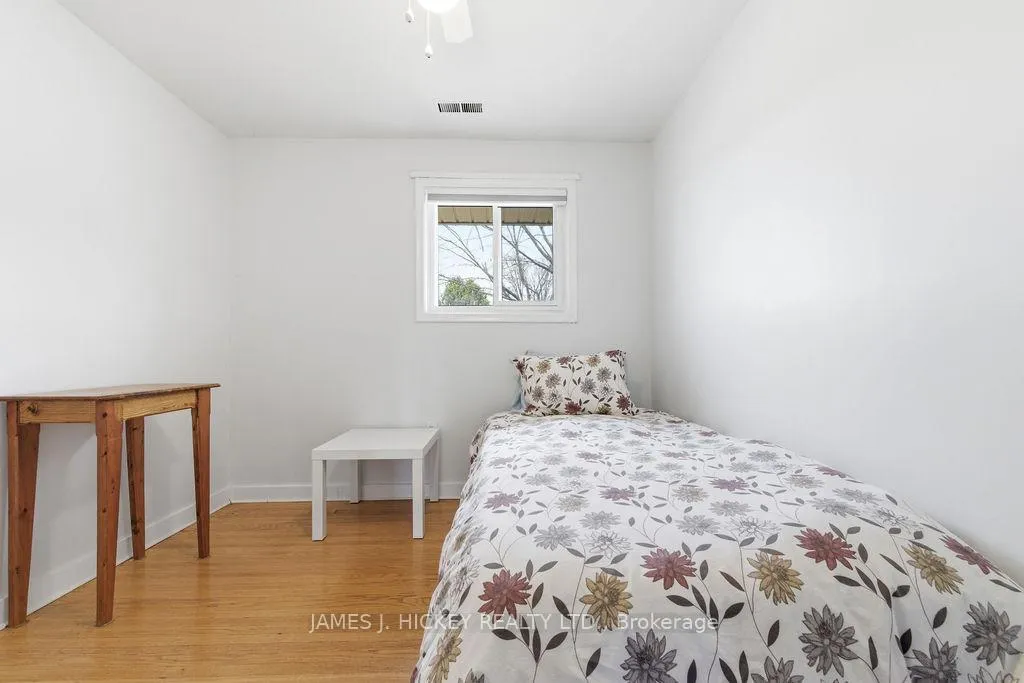 Photo 24 of 51 Frontenac Crescent, Deep River — HOMEH
