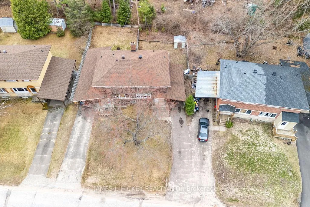 Photo 38 of 51 Frontenac Crescent, Deep River — HOMEH