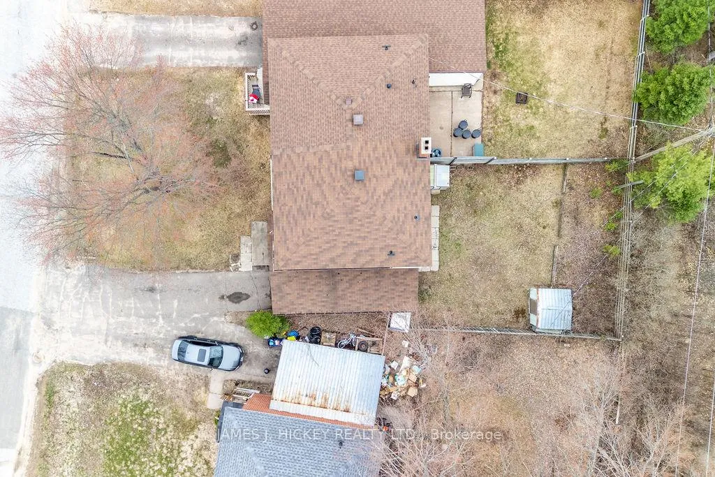 Photo 39 of 51 Frontenac Crescent, Deep River — HOMEH