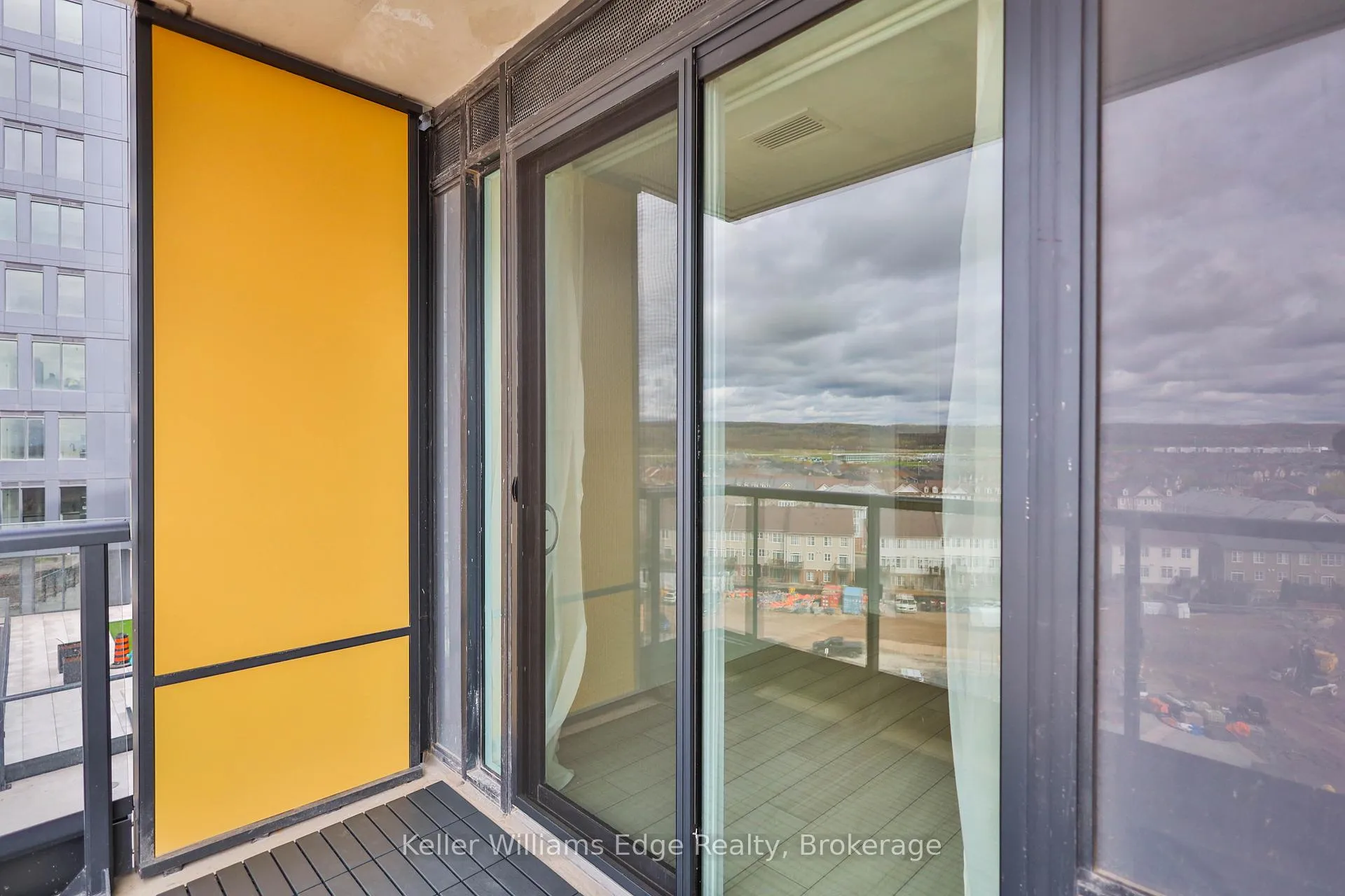Photo 13 of Unit C801, 4878 Powers Common, Burlington, Alton — HOMEH