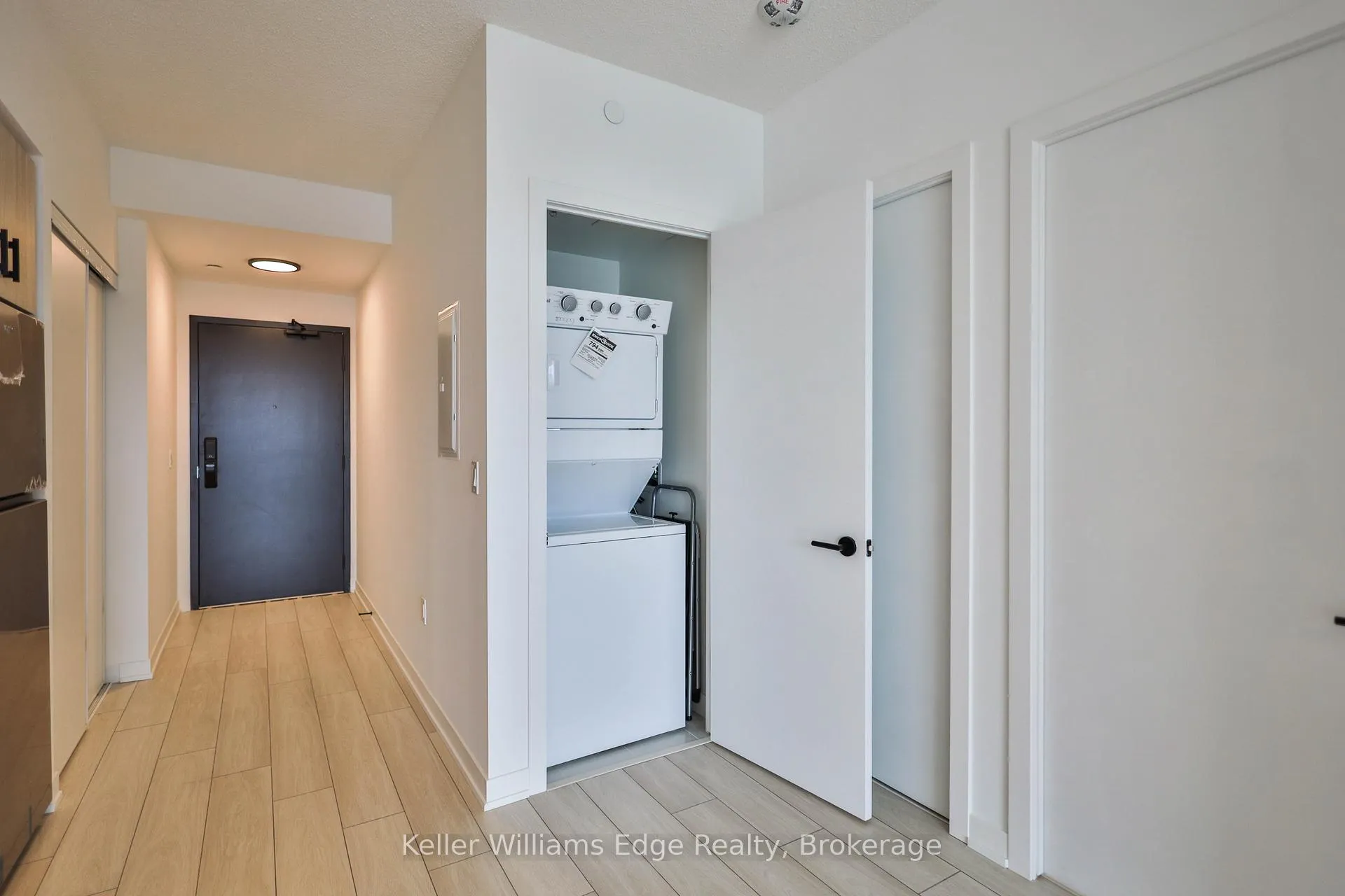 Photo 20 of Unit C801, 4878 Powers Common, Burlington, Alton — HOMEH