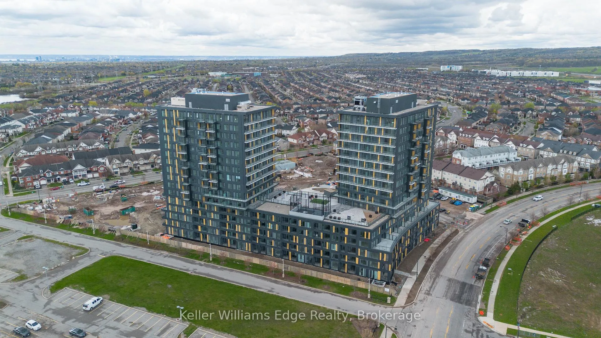 Photo 24 of Unit C801, 4878 Powers Common, Burlington, Alton — HOMEH
