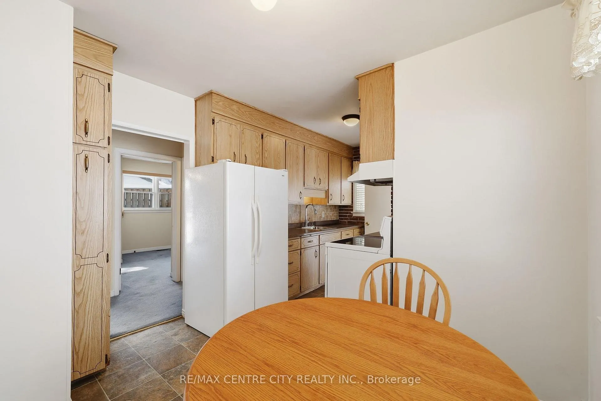 Photo 8 of 81 Clive Road, Kitchener — HOMEH