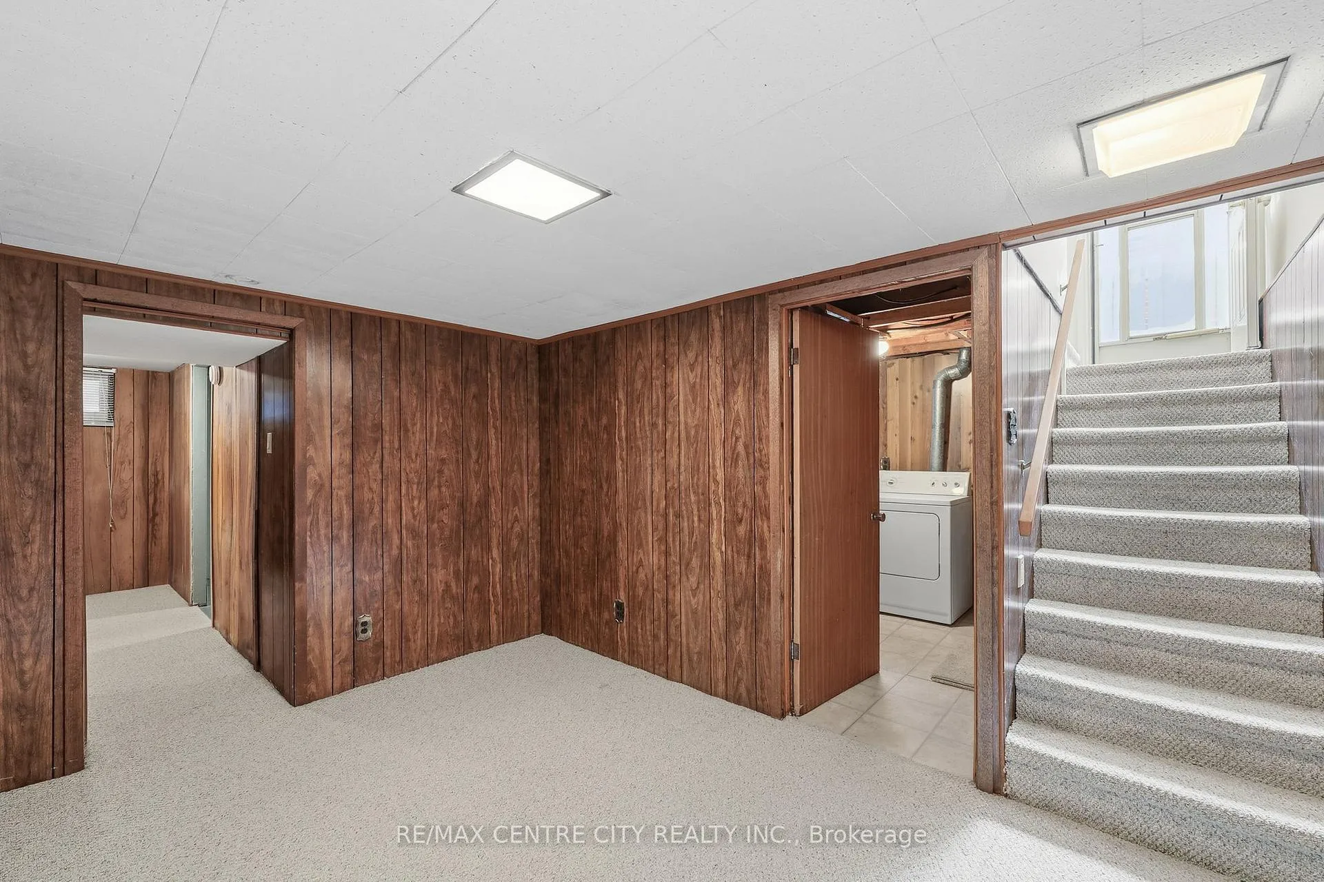 Photo 20 of 81 Clive Road, Kitchener — HOMEH