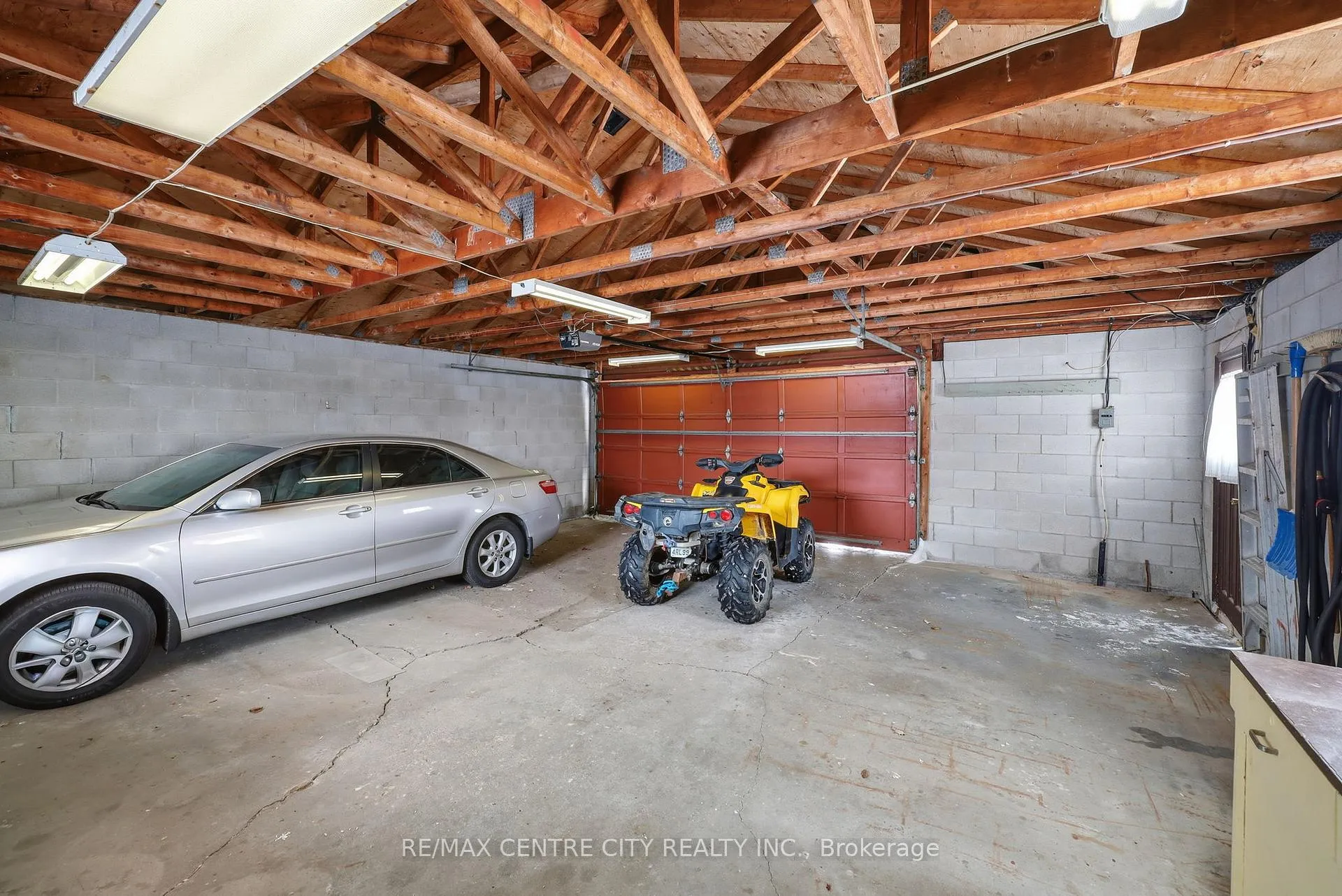 Photo 37 of 81 Clive Road, Kitchener — HOMEH