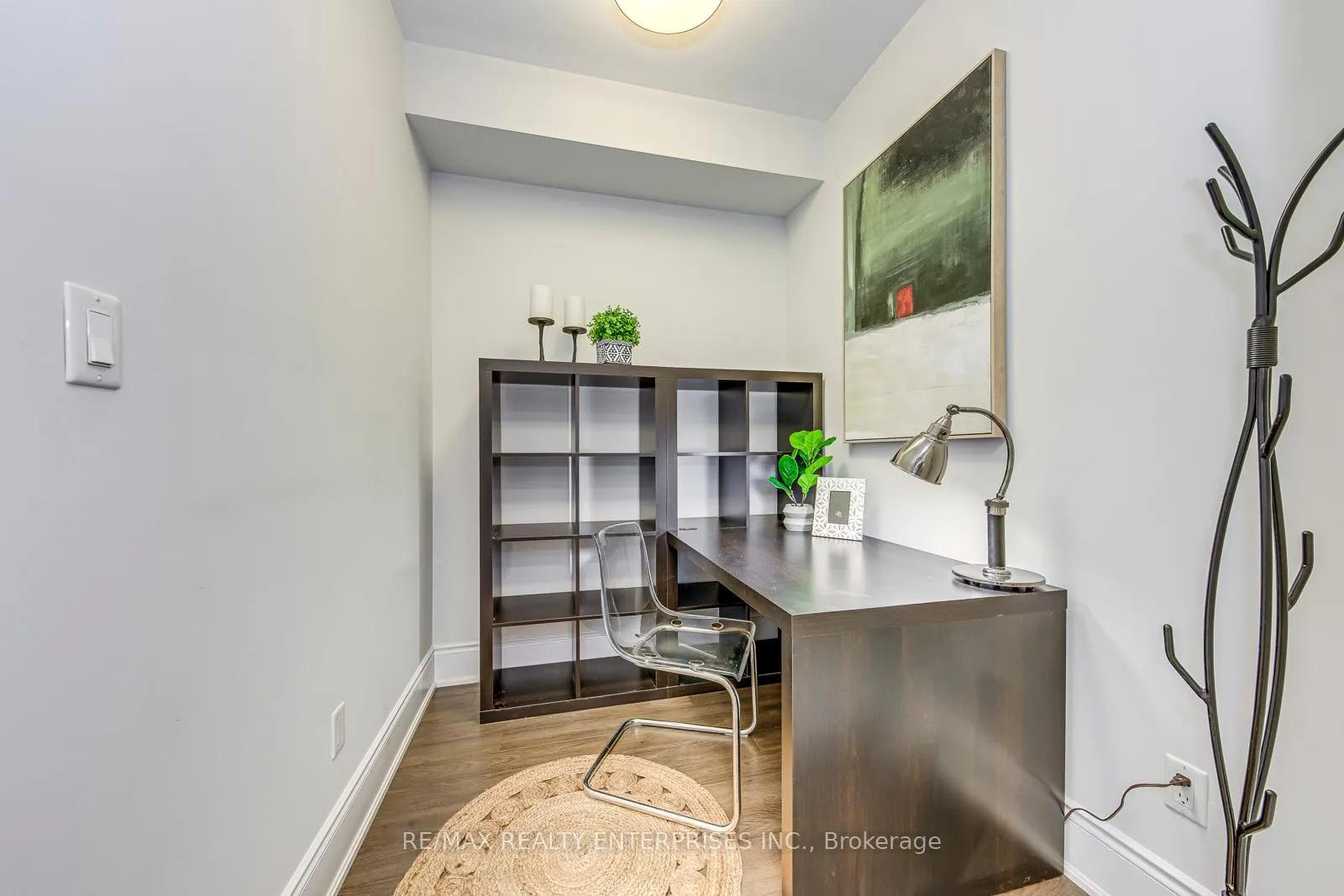 Photo 11 of Unit 202, 128 Garden Drive, Oakville, Central — HOMEH