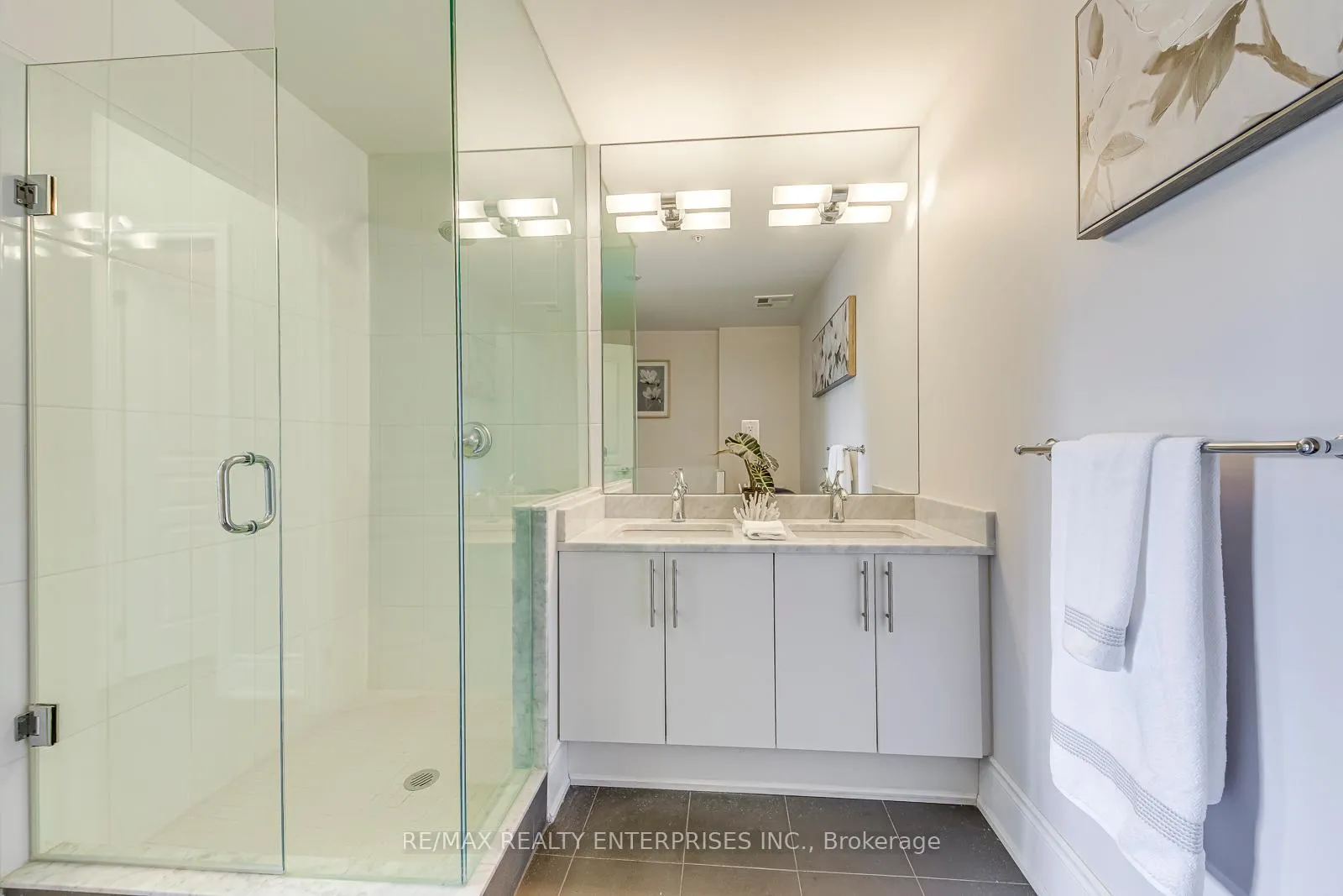 Photo 22 of Unit 202, 128 Garden Drive, Oakville, Central — HOMEH
