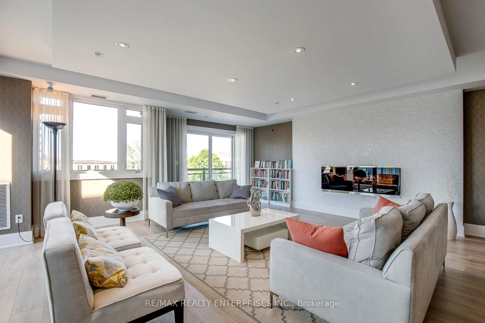 Photo 34 of Unit 202, 128 Garden Drive, Oakville, Central — HOMEH