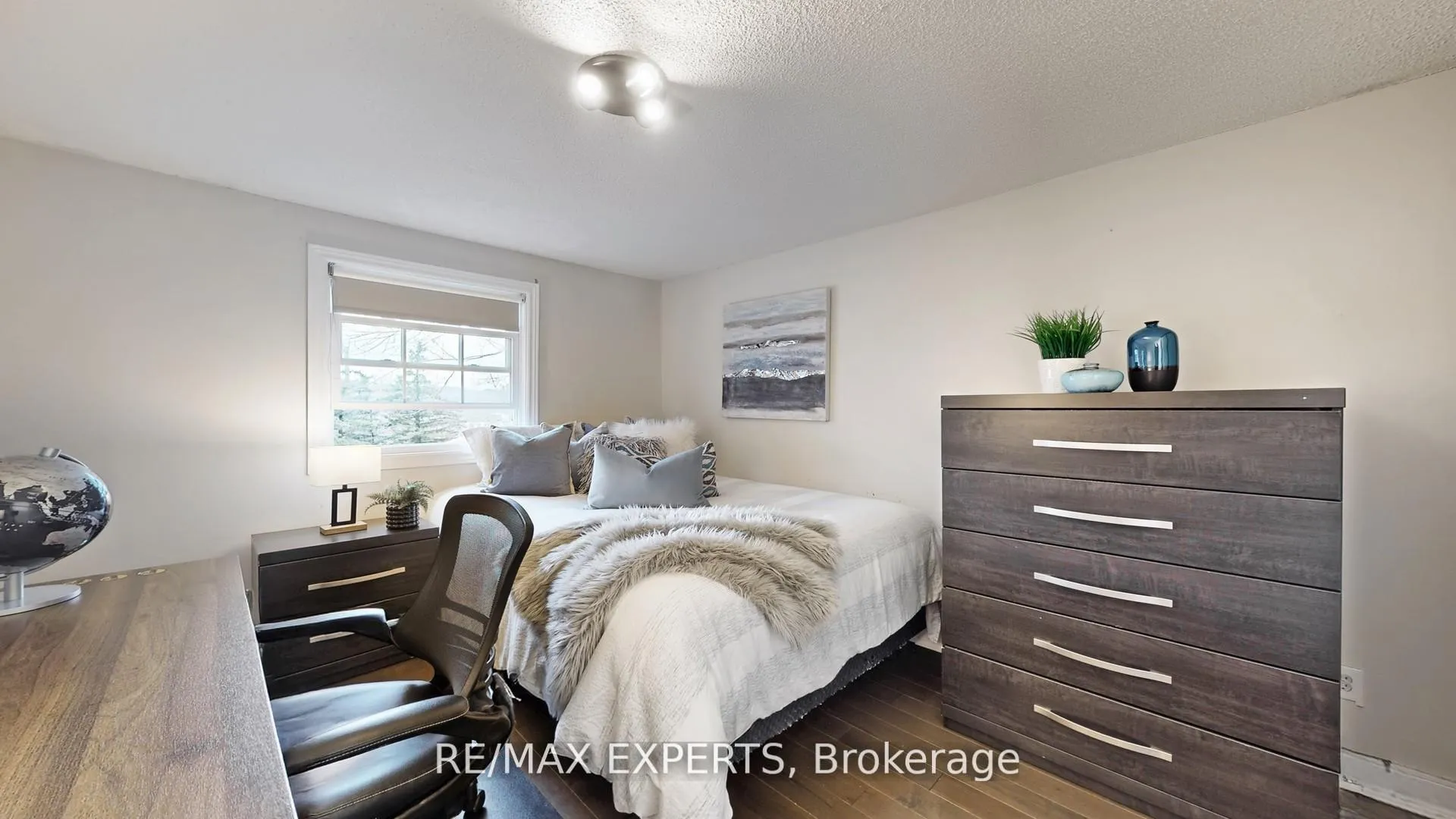 Photo 22 of 562 Tara Hill Circle, Aurora, Aurora Village — HOMEH