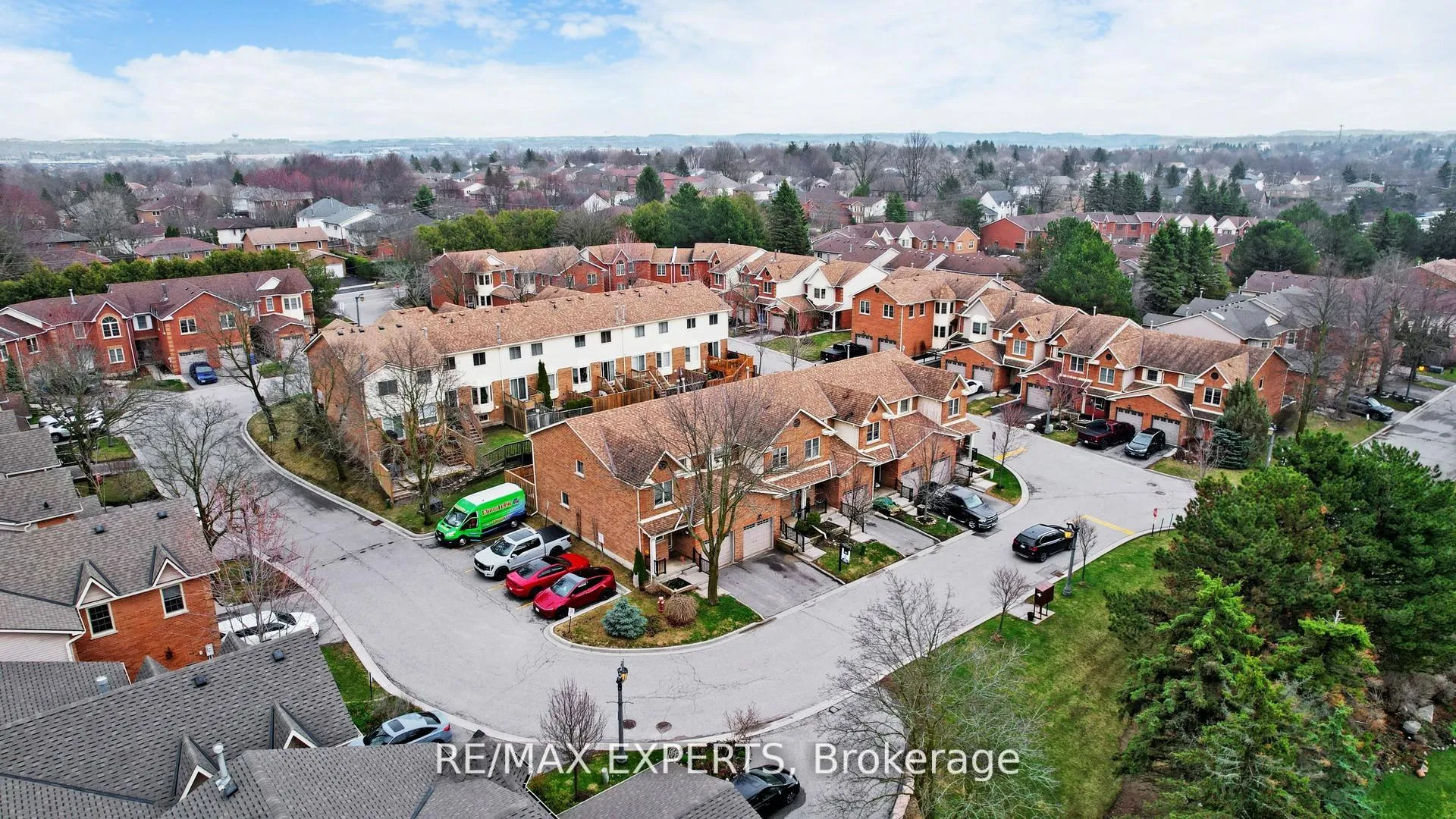 Photo 37 of 562 Tara Hill Circle, Aurora, Aurora Village — HOMEH