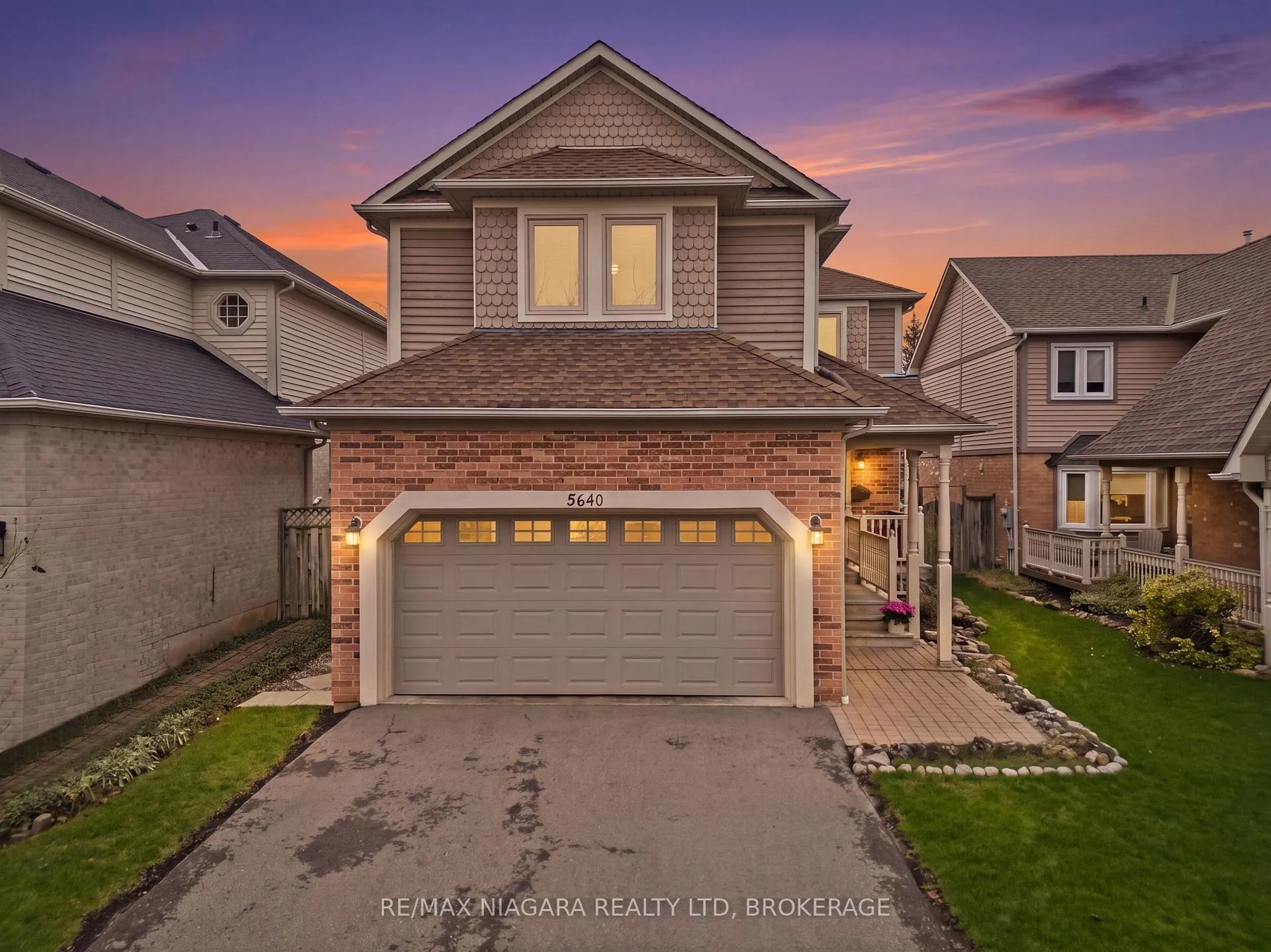 Photo 1 of 5640 Wells Place, Mississauga, Central Erin Mills — HOMEH