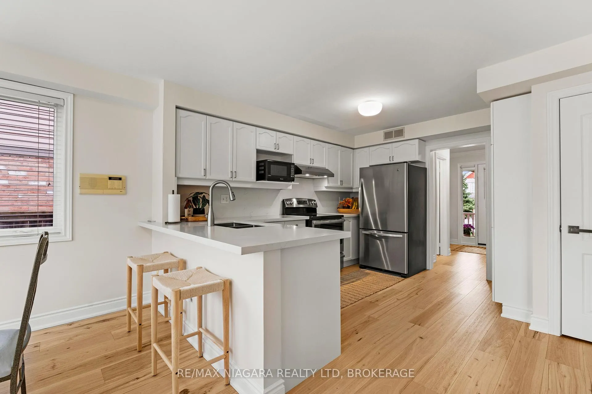 Photo 17 of 5640 Wells Place, Mississauga, Central Erin Mills — HOMEH