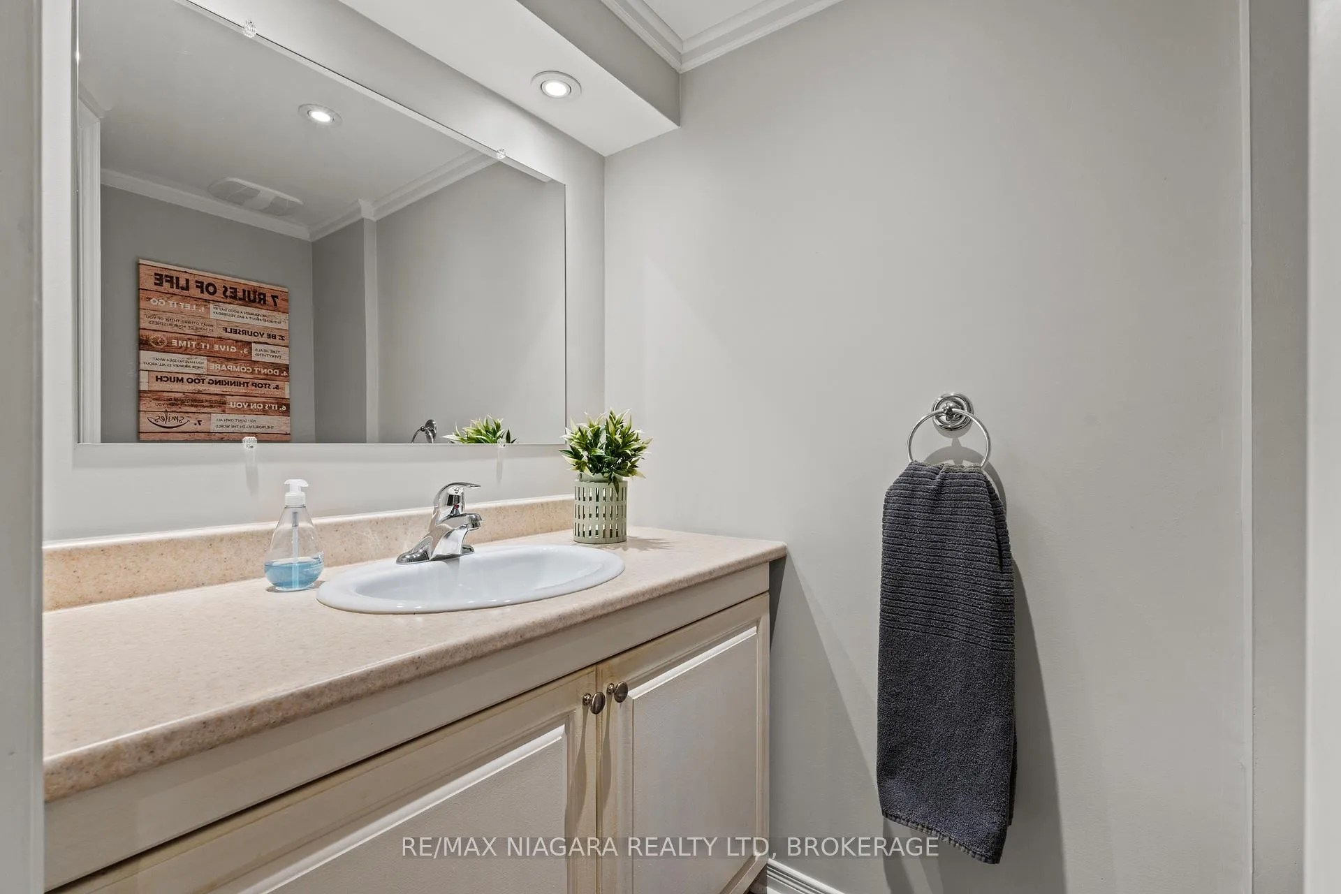 Photo 37 of 5640 Wells Place, Mississauga, Central Erin Mills — HOMEH