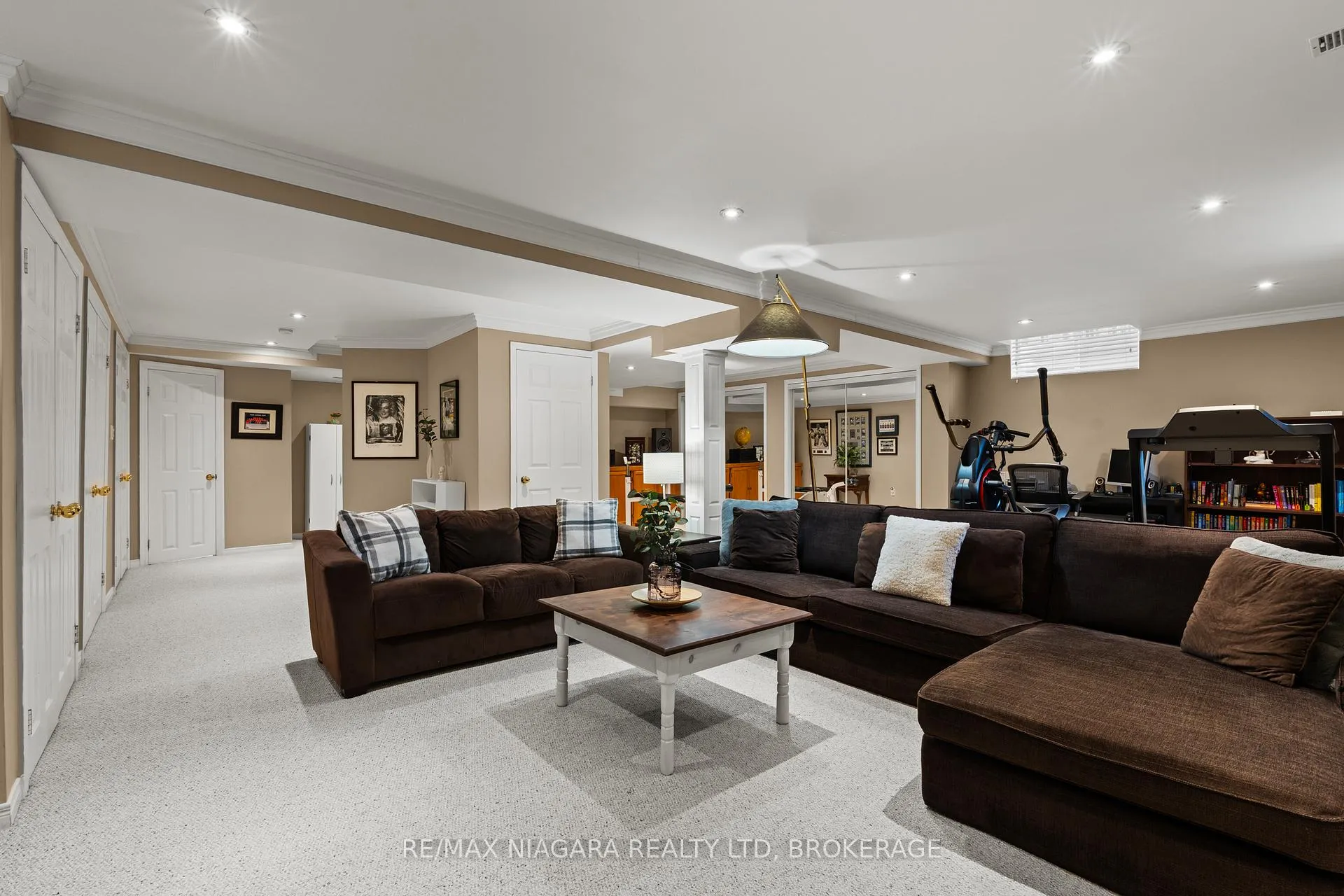 Photo 40 of 5640 Wells Place, Mississauga, Central Erin Mills — HOMEH