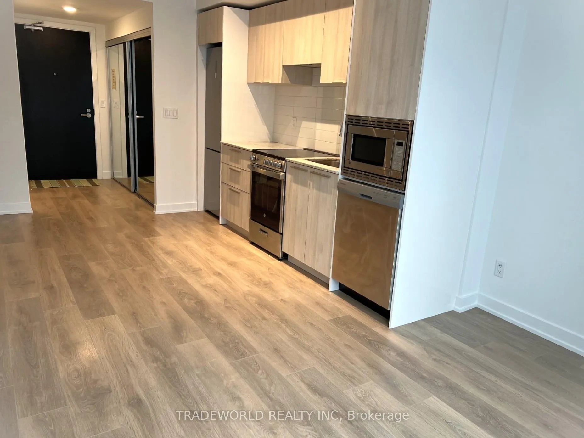 Photo 7 of Unit 2403, 501 Yonge Street, Toronto, Church-Yonge Corridor — HOMEH