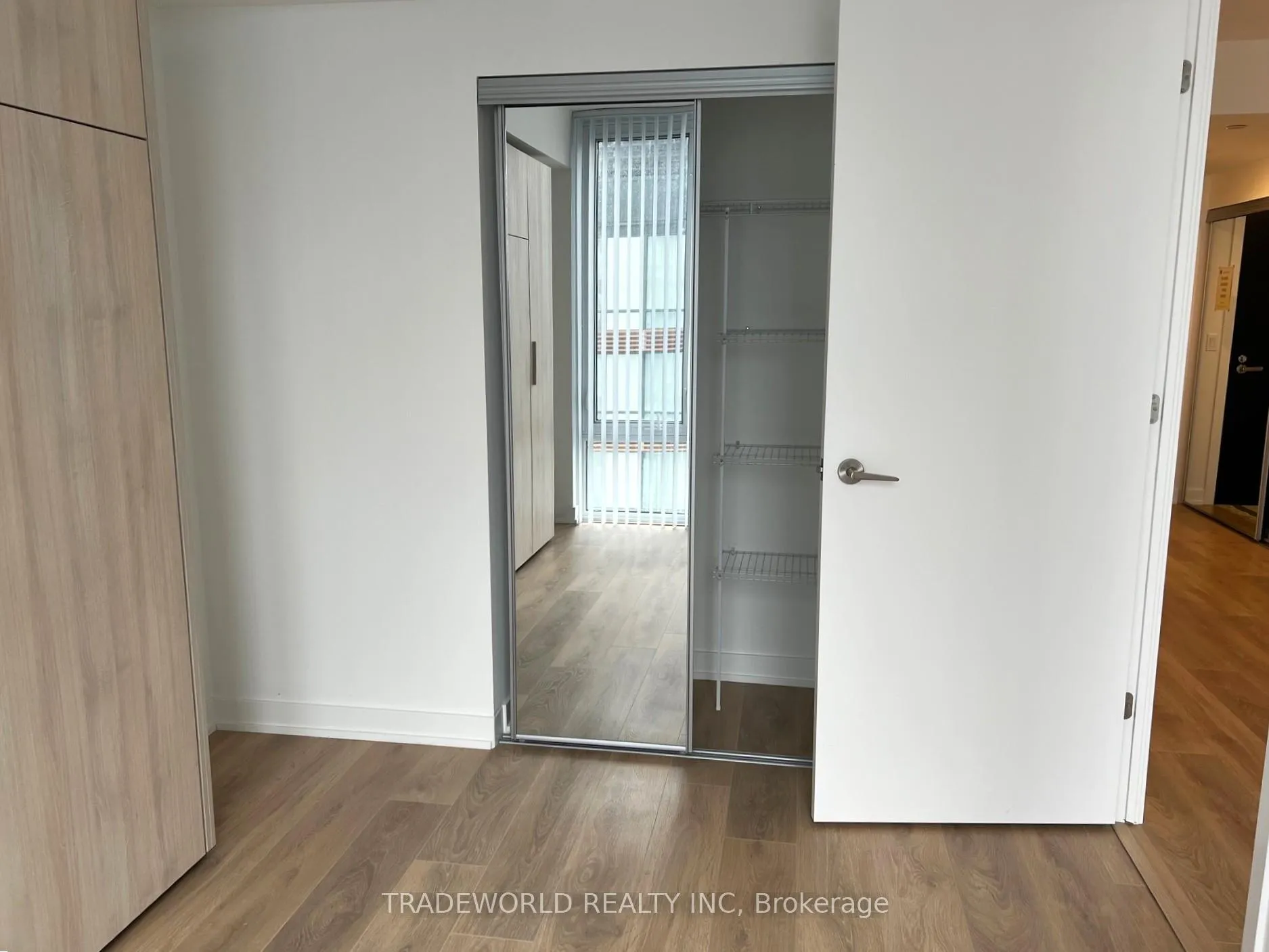 Photo 10 of Unit 2403, 501 Yonge Street, Toronto, Church-Yonge Corridor — HOMEH