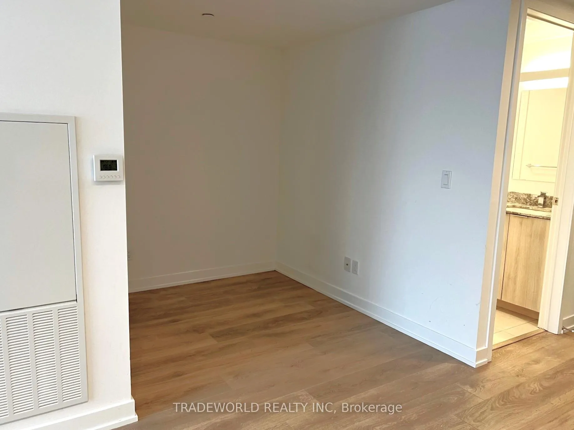Photo 11 of Unit 2403, 501 Yonge Street, Toronto, Church-Yonge Corridor — HOMEH