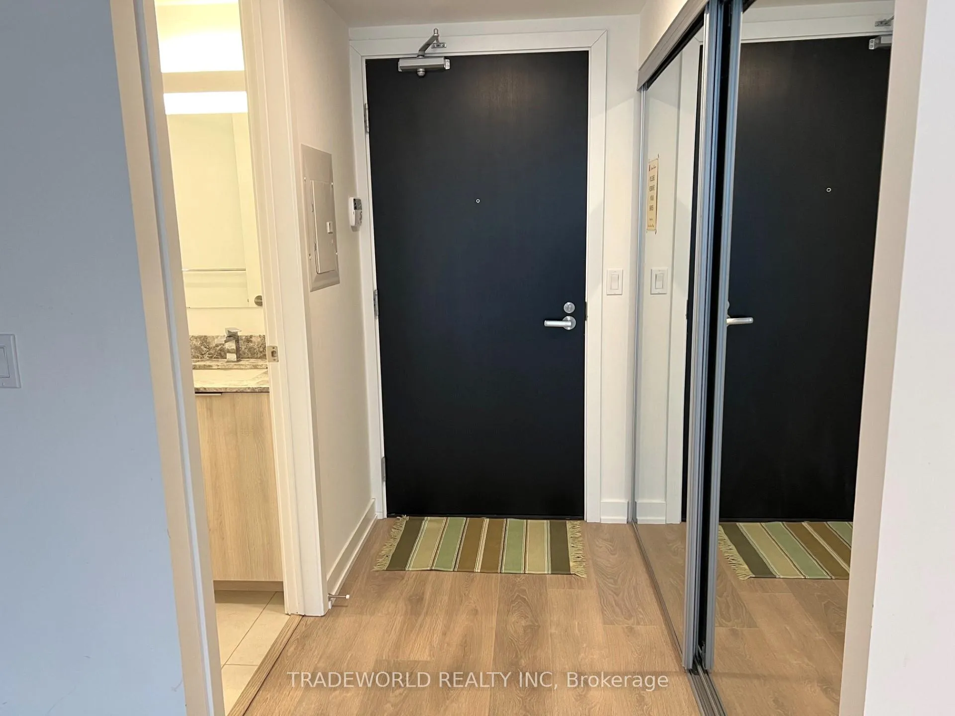 Photo 12 of Unit 2403, 501 Yonge Street, Toronto, Church-Yonge Corridor — HOMEH