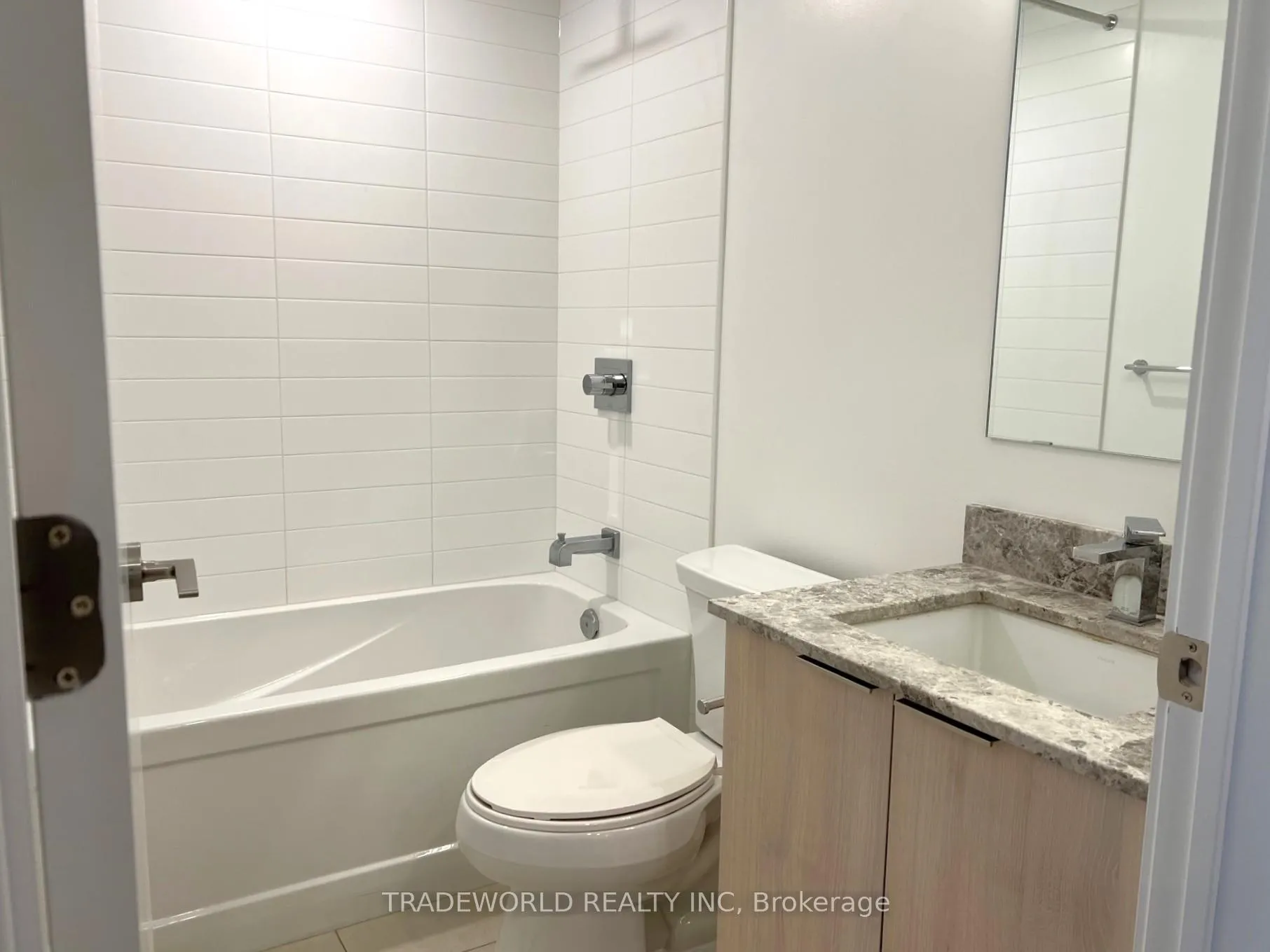 Photo 13 of Unit 2403, 501 Yonge Street, Toronto, Church-Yonge Corridor — HOMEH