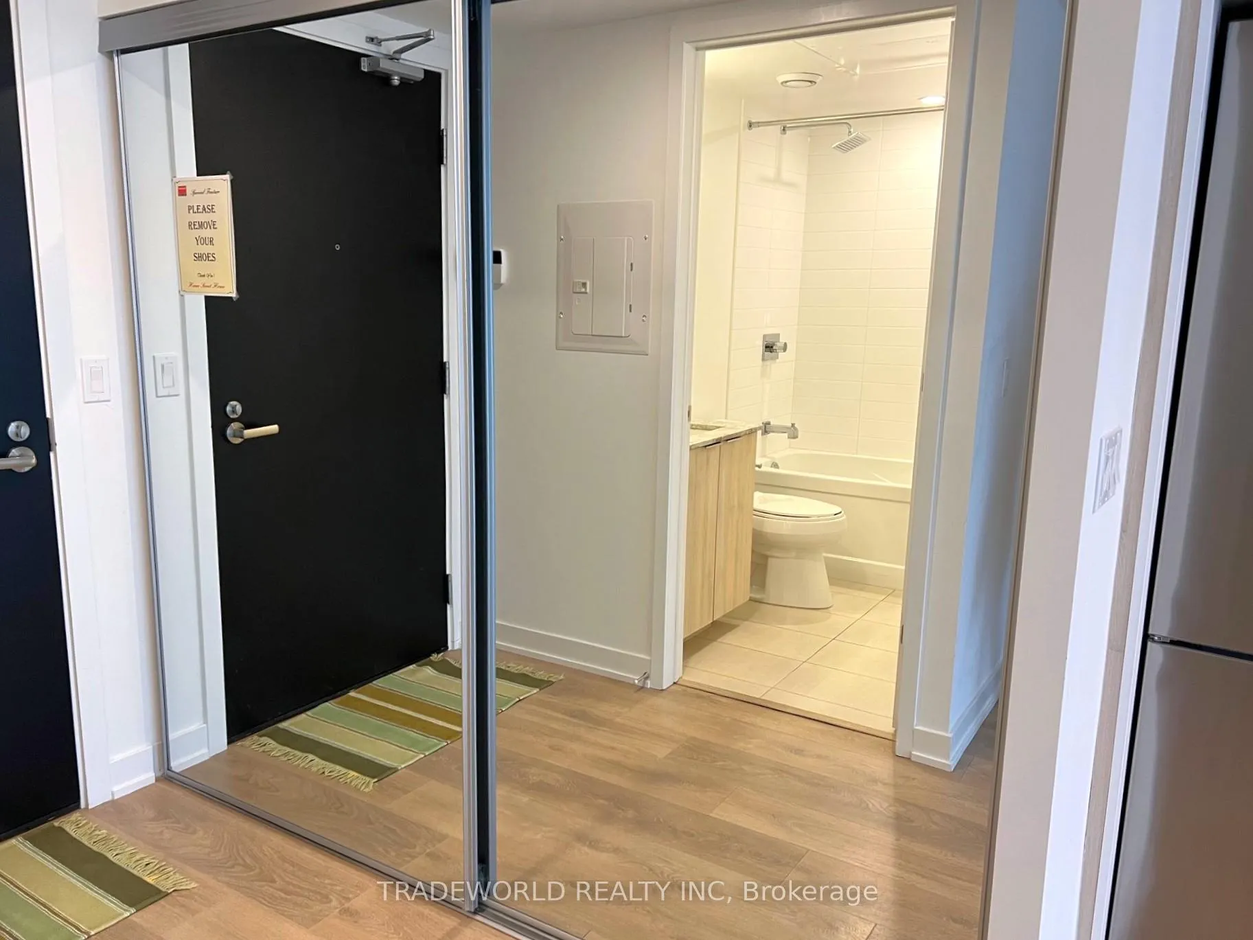 Photo 14 of Unit 2403, 501 Yonge Street, Toronto, Church-Yonge Corridor — HOMEH