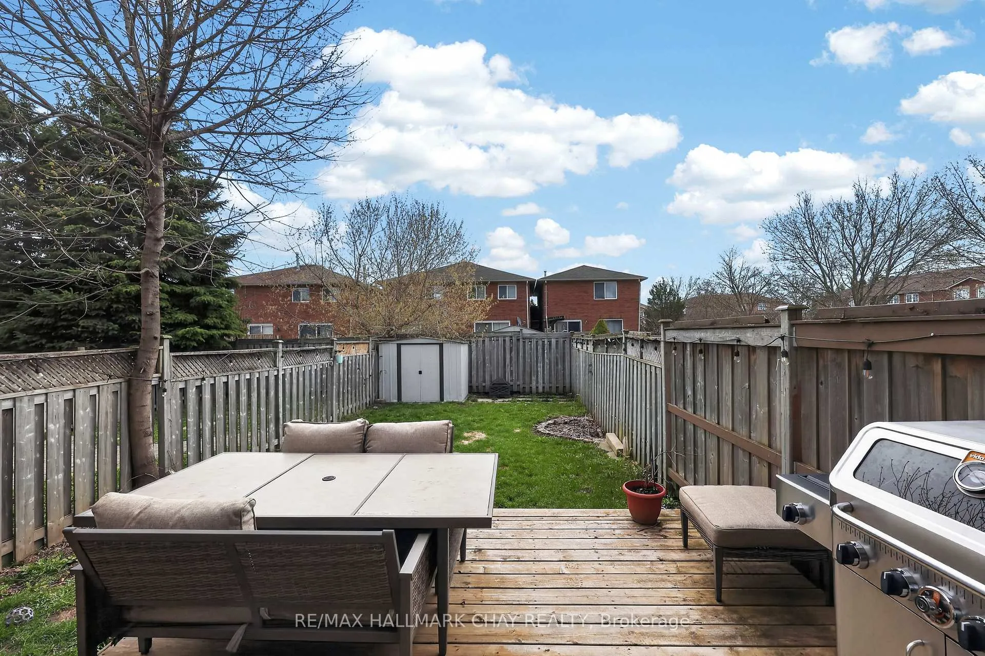 Photo 20 of 94 Lee Crescent, Barrie, Holly — HOMEH