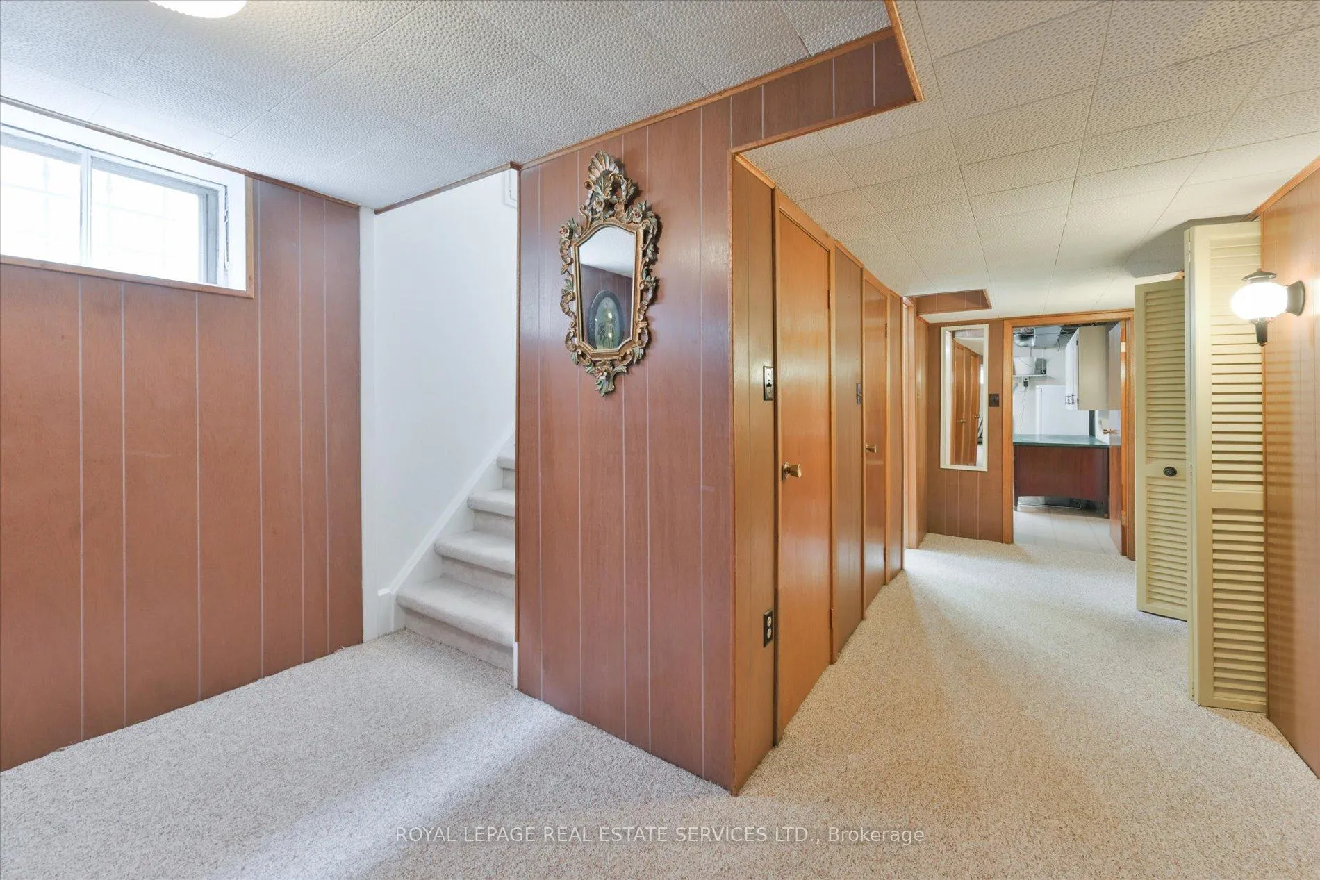 Photo 24 of 68 Renault Crescent, Etobicoke, Humber Heights — HOMEH