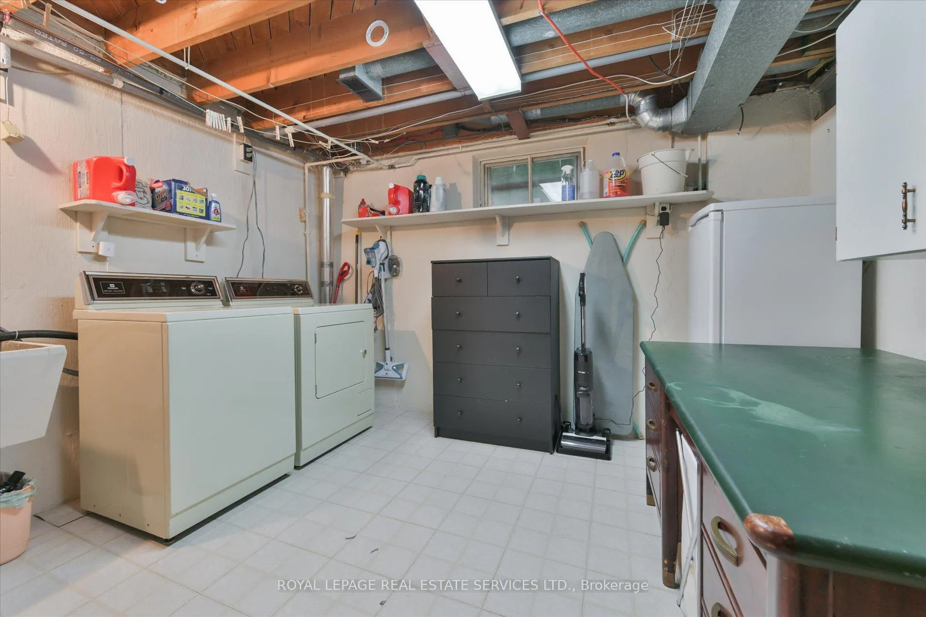 Photo 30 of 68 Renault Crescent, Etobicoke, Humber Heights — HOMEH