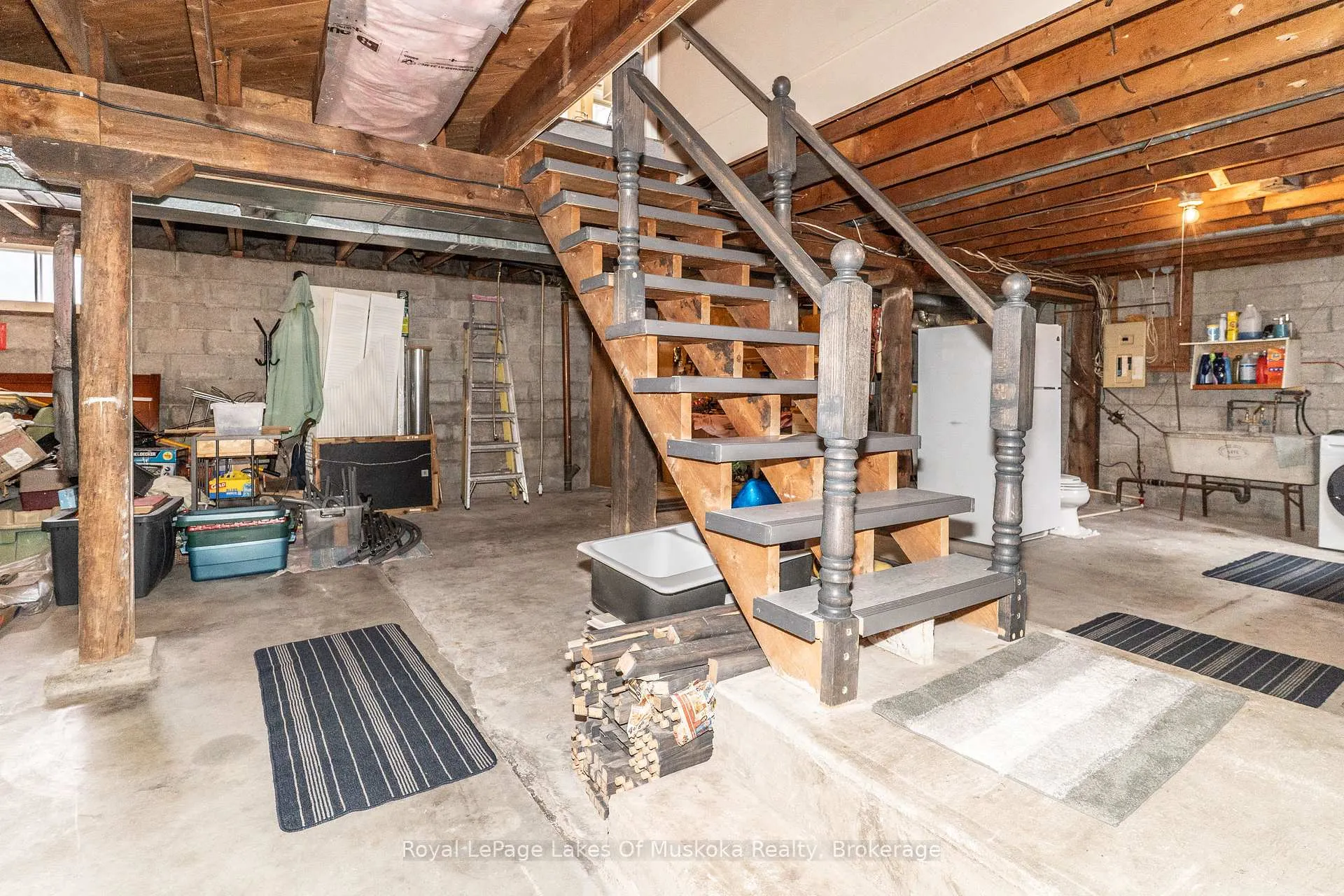 Photo 20 of 295 Bishop Street, Gravenhurst, Muskoka (S) — HOMEH