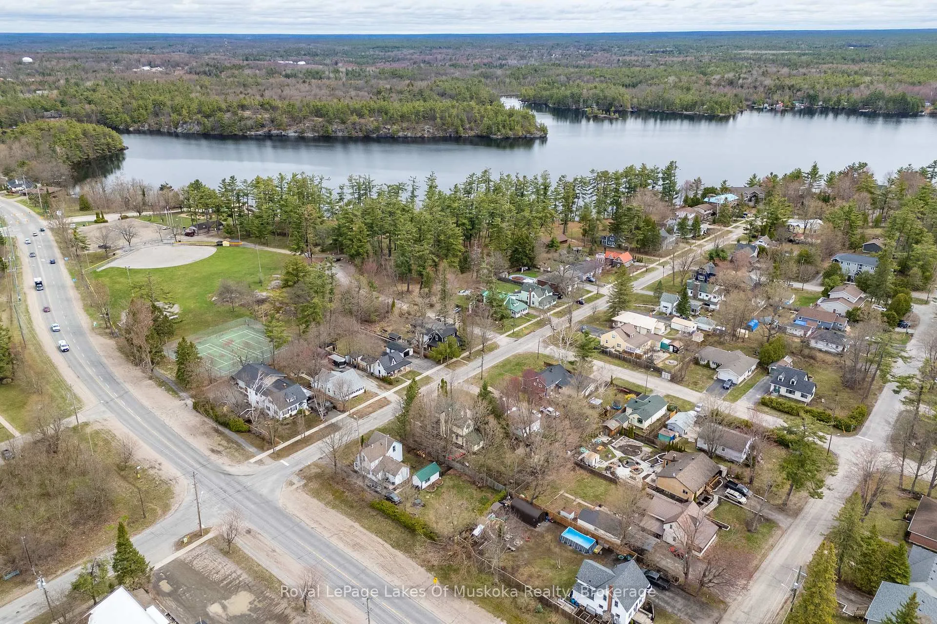 Photo 27 of 295 Bishop Street, Gravenhurst, Muskoka (S) — HOMEH