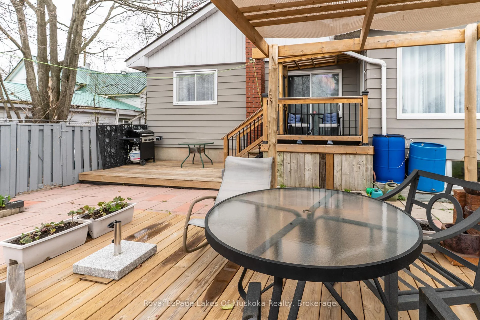 Photo 48 of 295 Bishop Street, Gravenhurst, Muskoka (S) — HOMEH