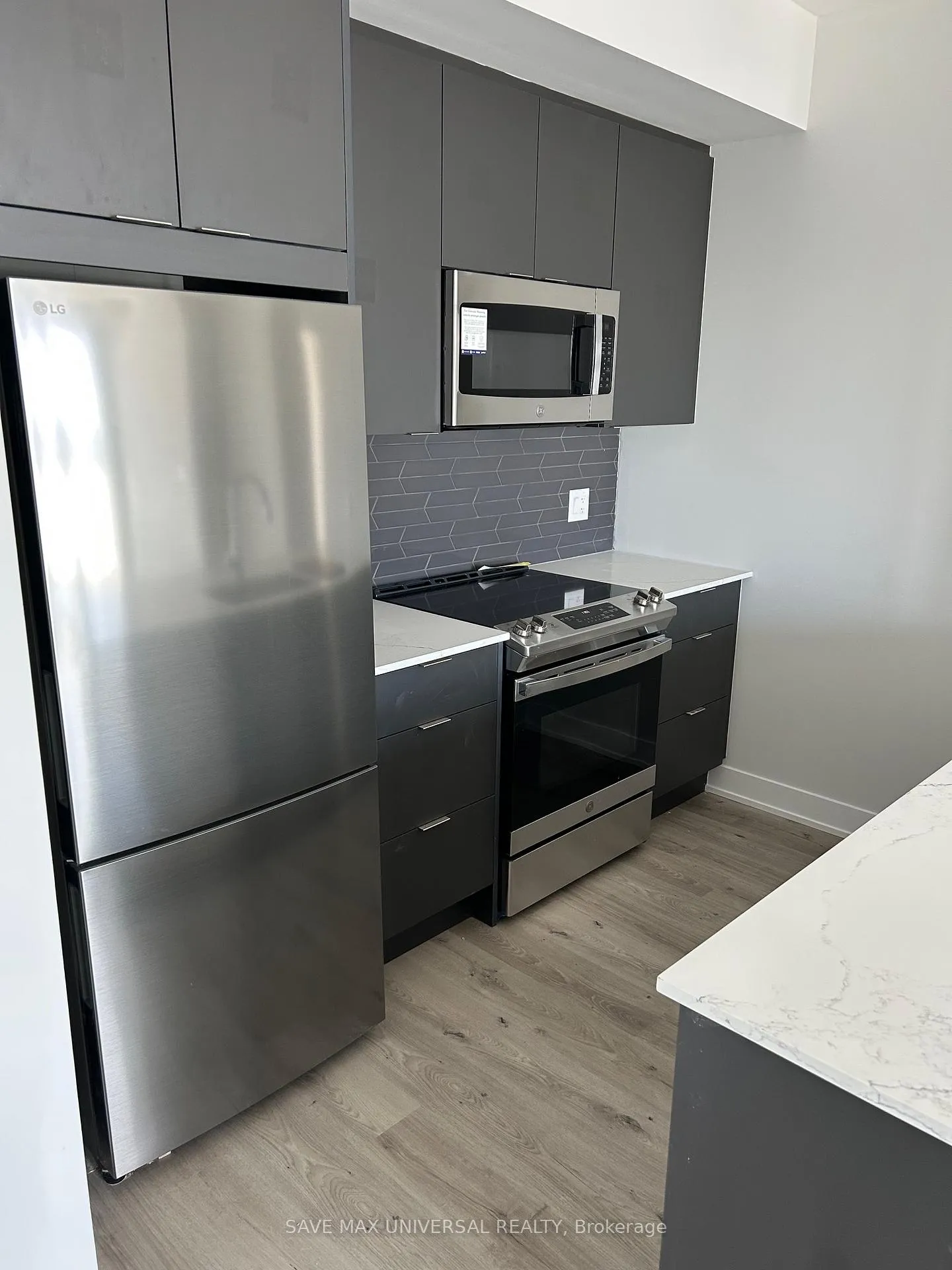 Photo 6 of Unit 4107, 430 Square One Drive, Mississauga, City Centre — HOMEH