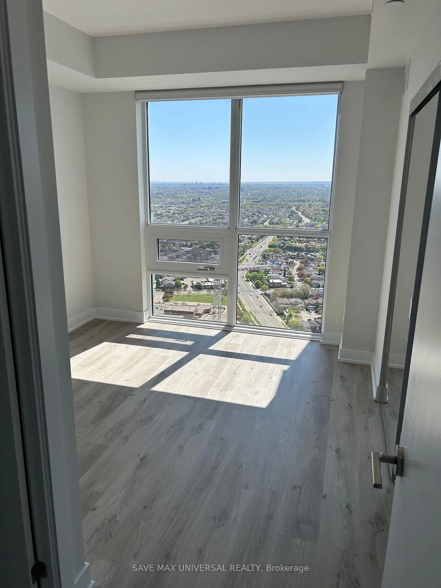 Photo 11 of Unit 4107, 430 Square One Drive, Mississauga, City Centre — HOMEH