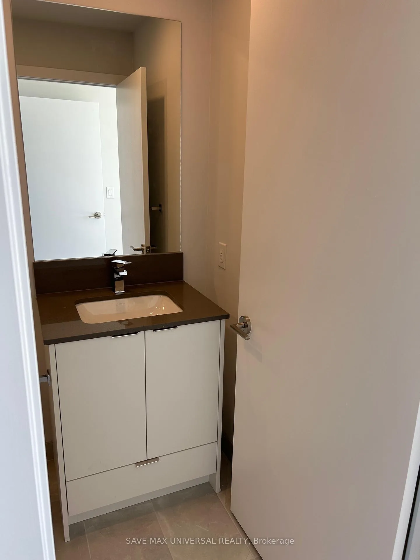 Photo 13 of Unit 4107, 430 Square One Drive, Mississauga, City Centre — HOMEH
