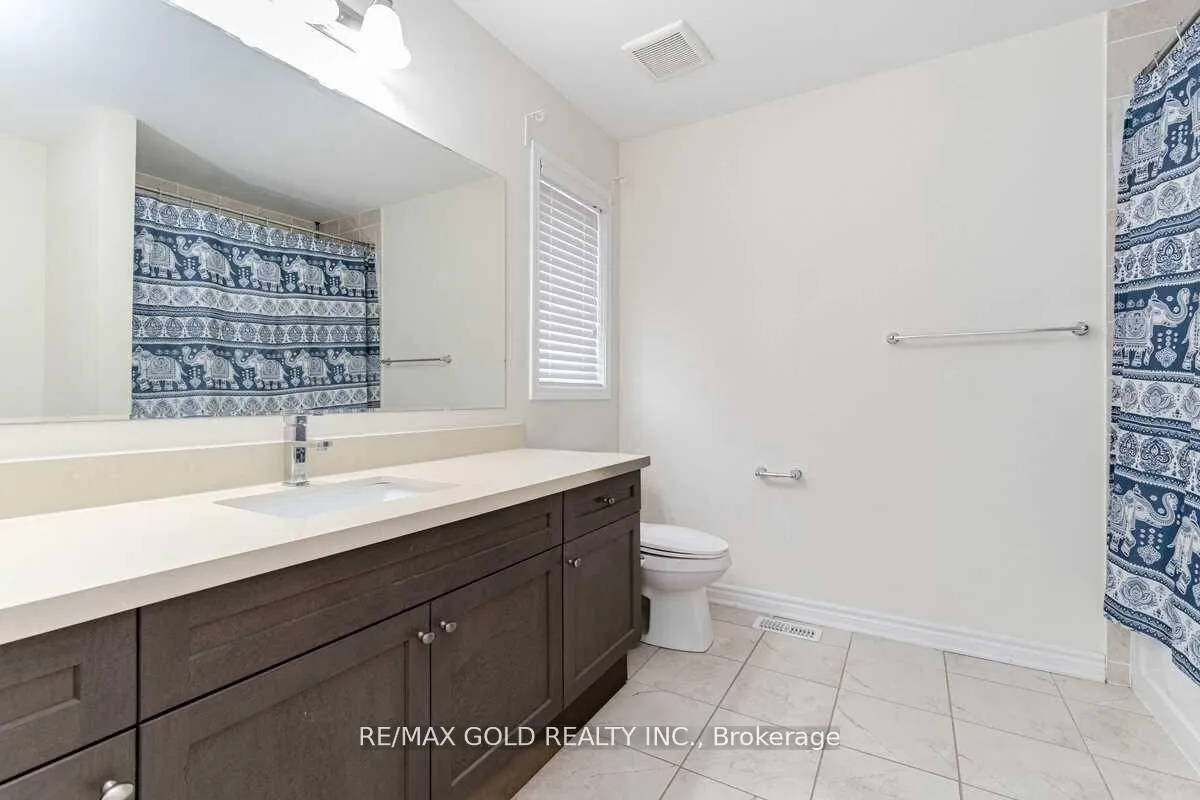 Photo 17 of 31 Troyer Street, Brampton, Northwest Brampton — HOMEH