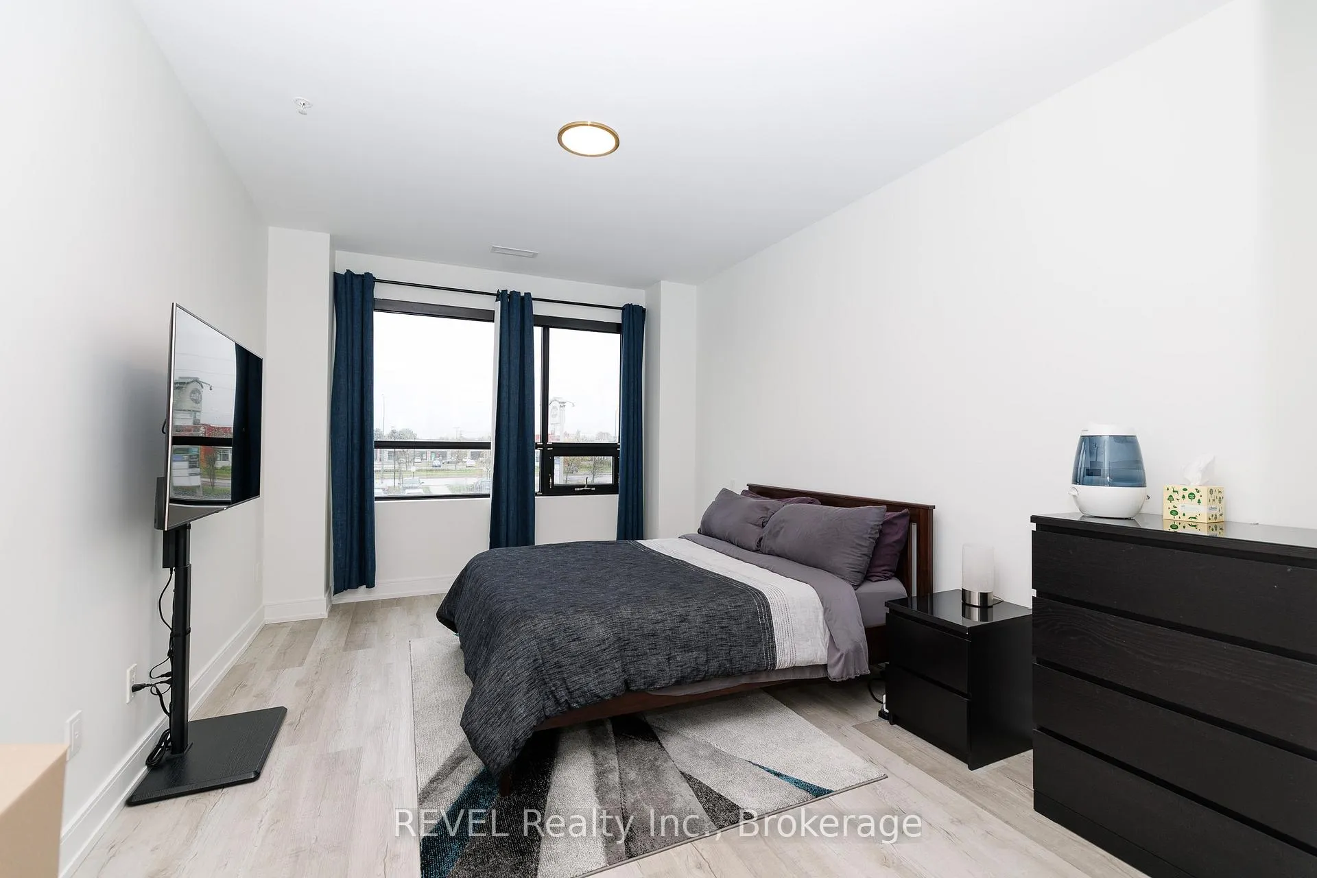 Photo 13 of Unit 204, 300B Fourth Avenue, St. Catharines, Ridley — HOMEH
