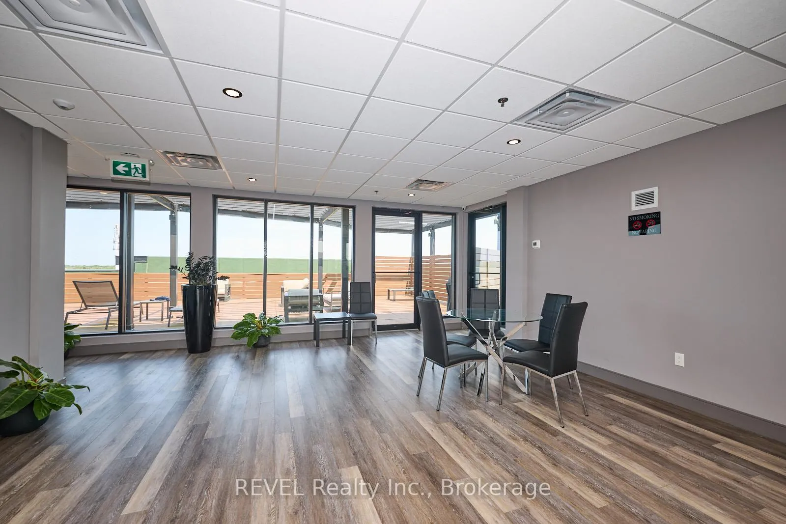 Photo 26 of Unit 204, 300B Fourth Avenue, St. Catharines, Ridley — HOMEH