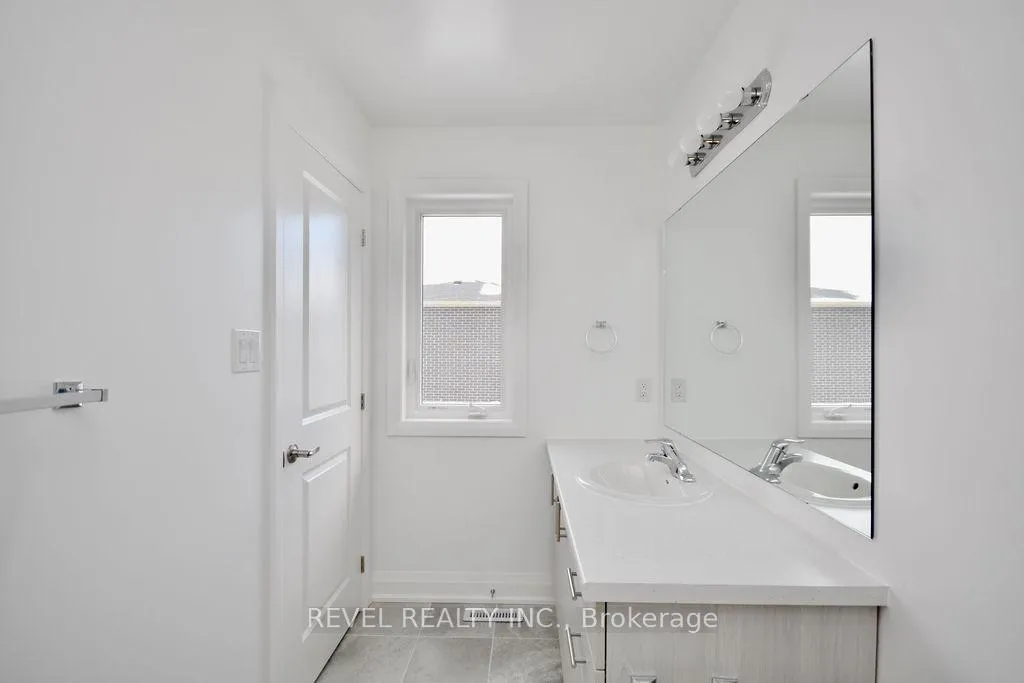 Photo 18 of 26 Lally Terrace, Barrie, Rural Barrie Southeast — HOMEH