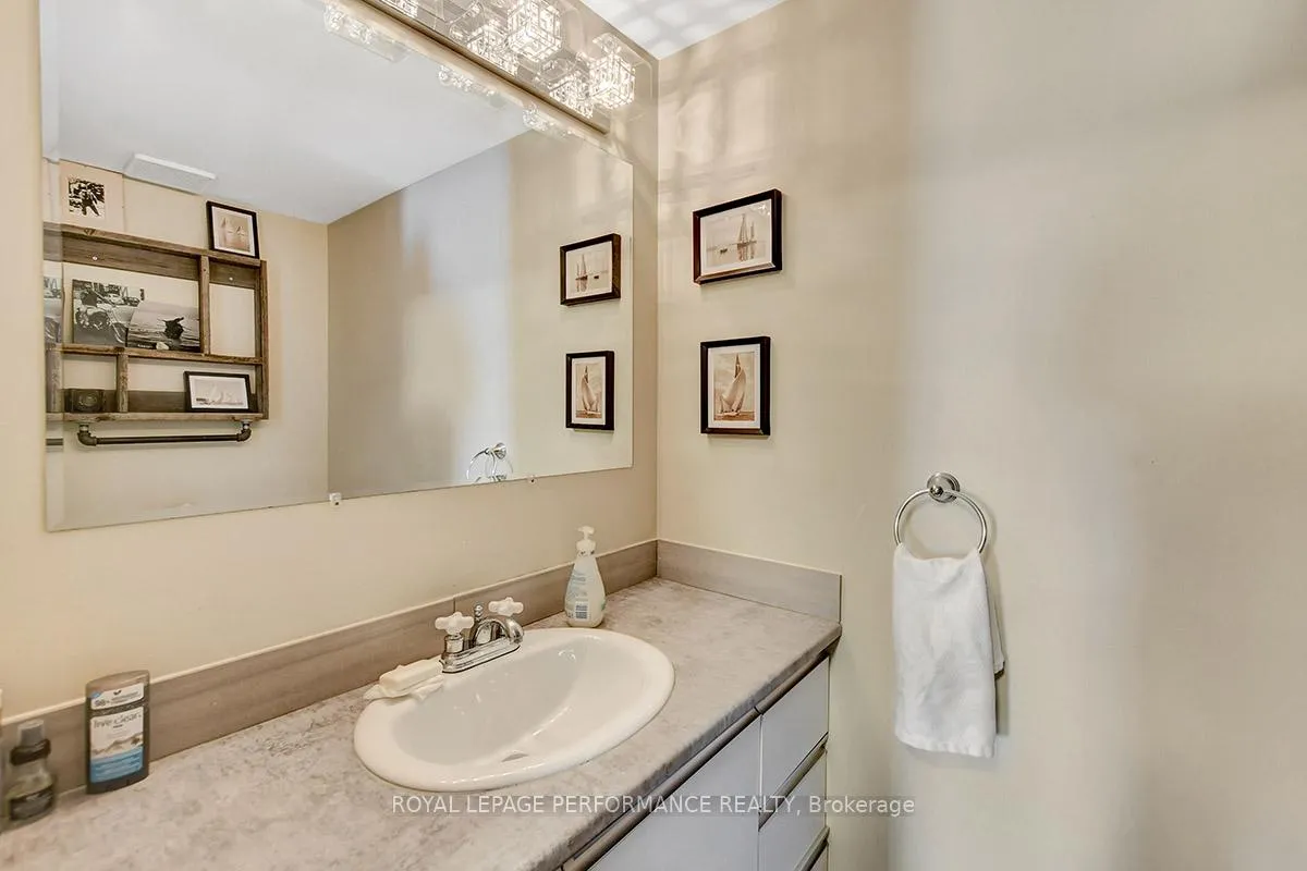 Photo 10 of 122 Post Road, Ottawa, Kanata - Glencairn/Hazeldean — HOMEH