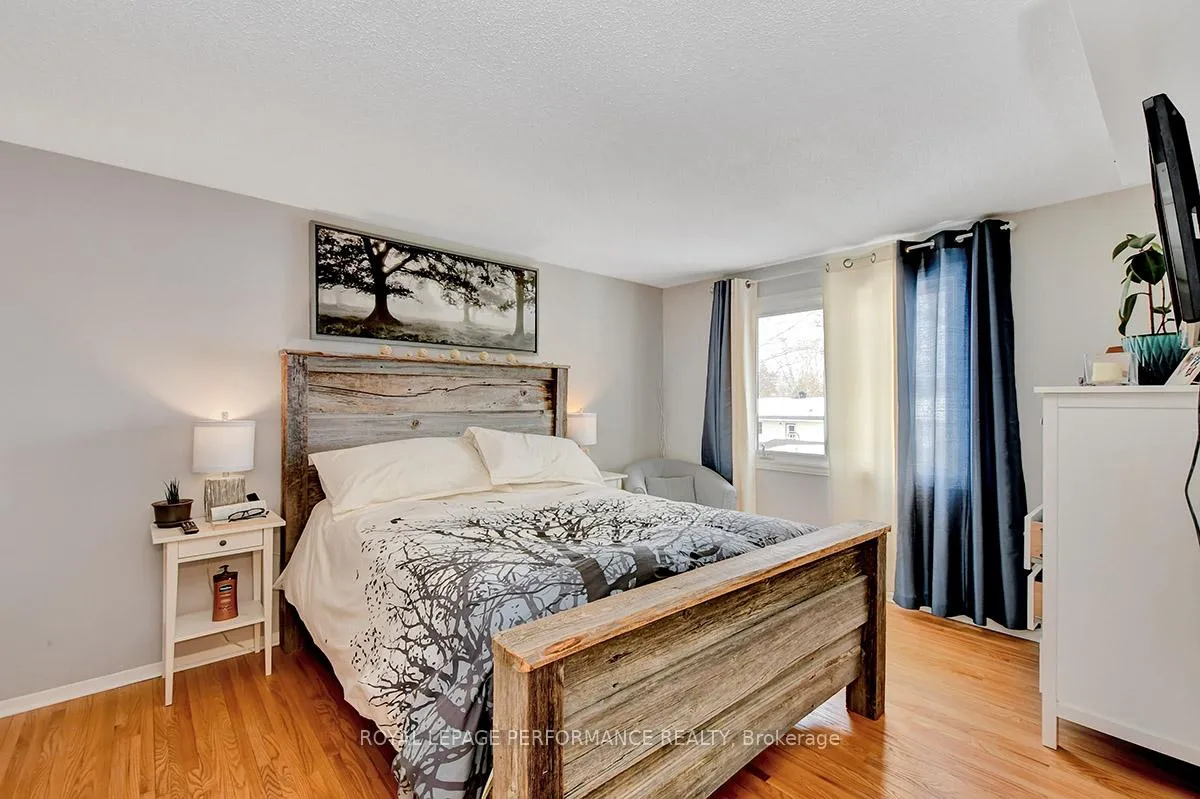 Photo 12 of 122 Post Road, Ottawa, Kanata - Glencairn/Hazeldean — HOMEH