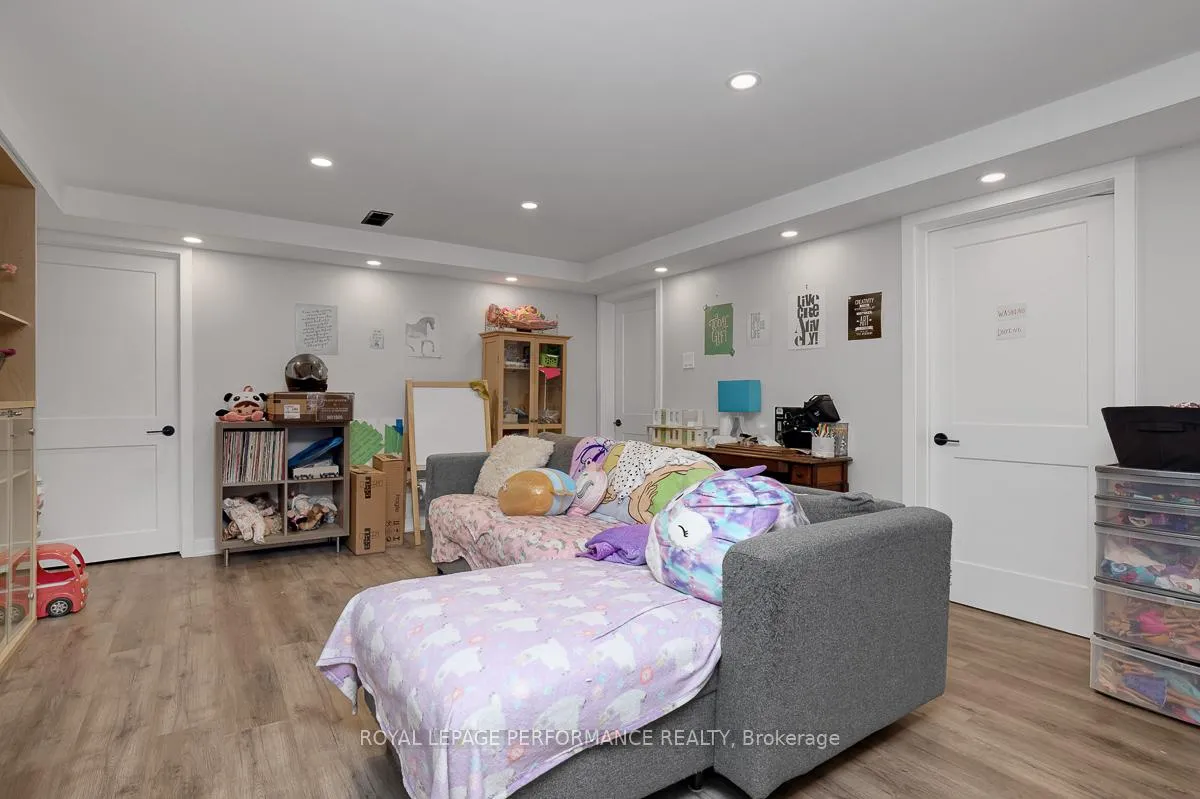 Photo 17 of 122 Post Road, Ottawa, Kanata - Glencairn/Hazeldean — HOMEH