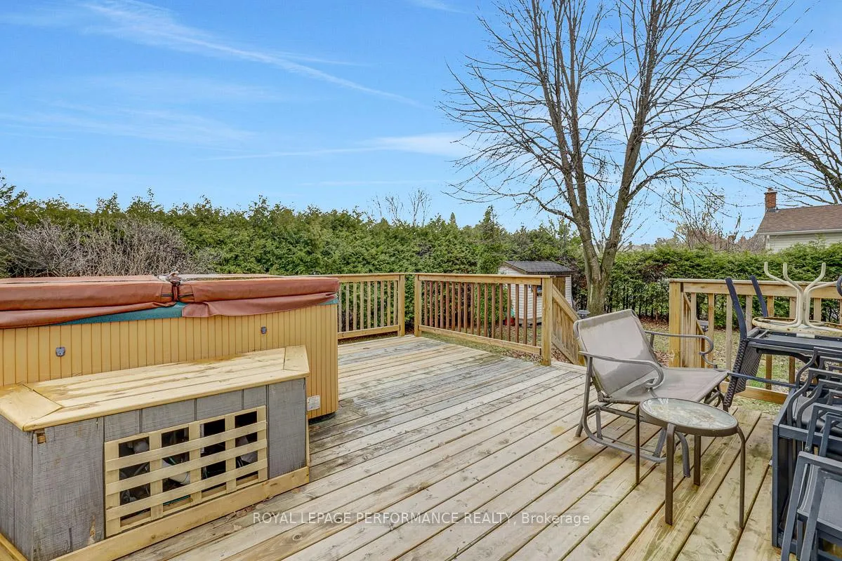 Photo 19 of 122 Post Road, Ottawa, Kanata - Glencairn/Hazeldean — HOMEH