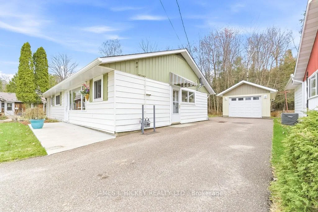 Photo 2 of 96 Glendale Avenue, Deep River — HOMEH