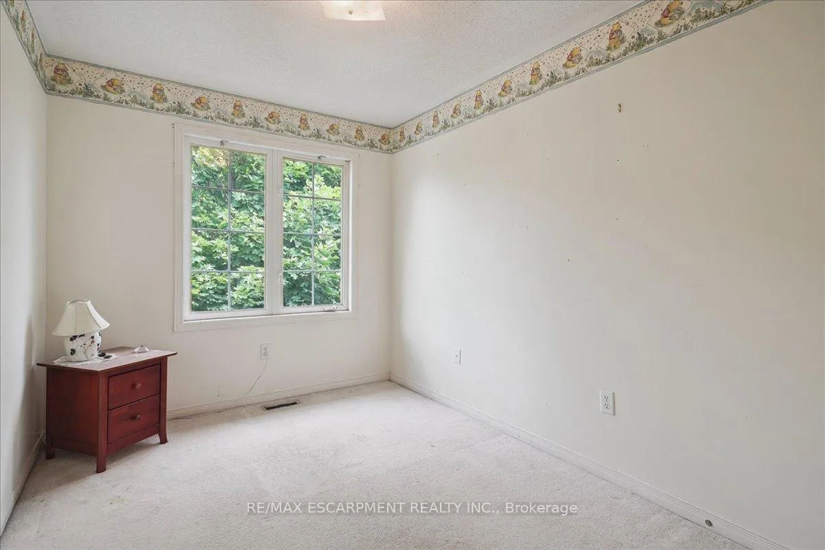 Photo 15 of 5224 Thornburn Drive, Burlington, Uptown — HOMEH