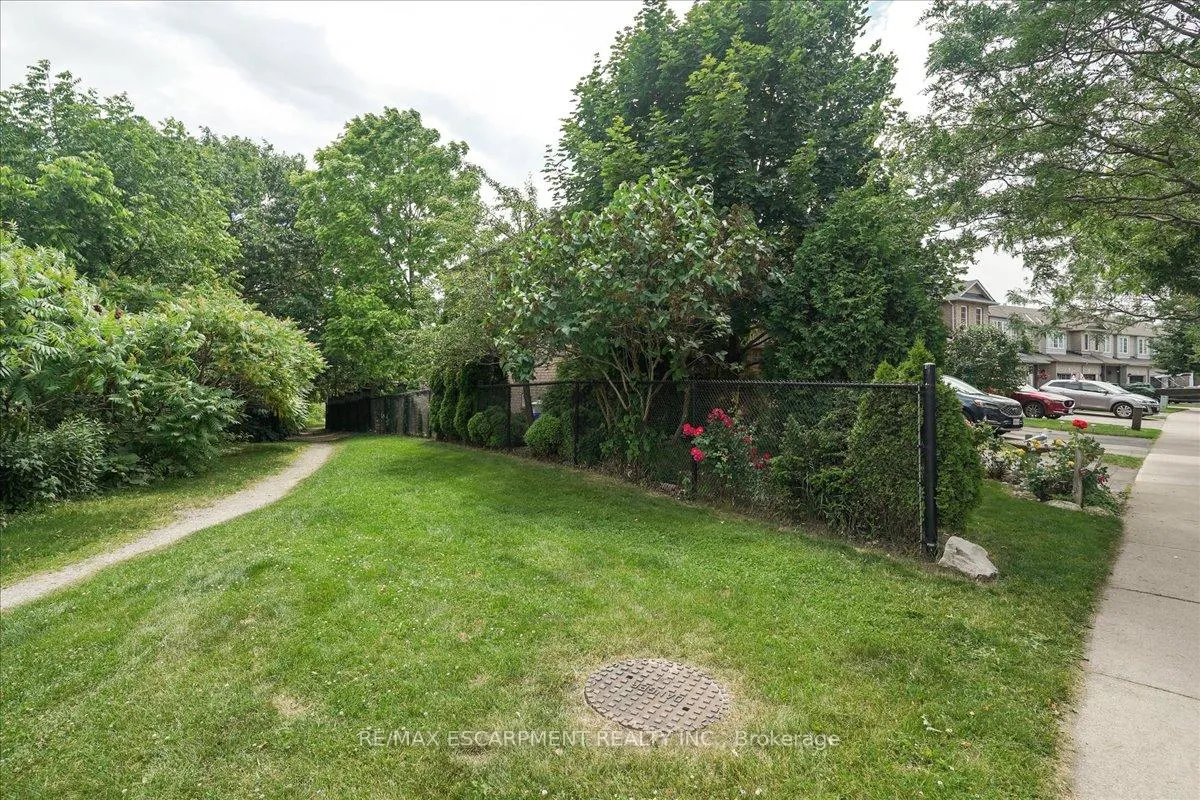 Photo 24 of 5224 Thornburn Drive, Burlington, Uptown — HOMEH